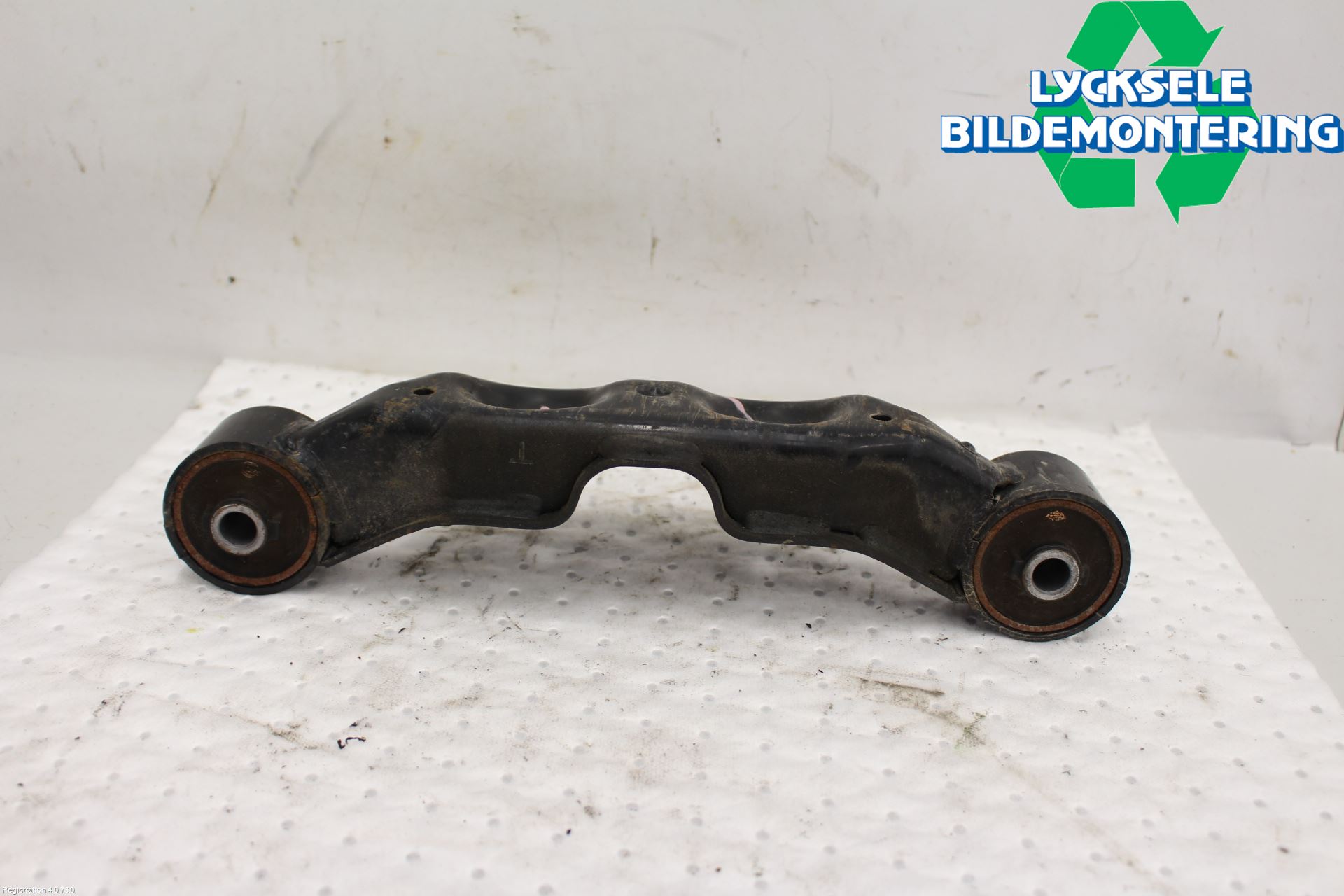 Subaru OUTBACK 15-20 Bakaxel Fäste