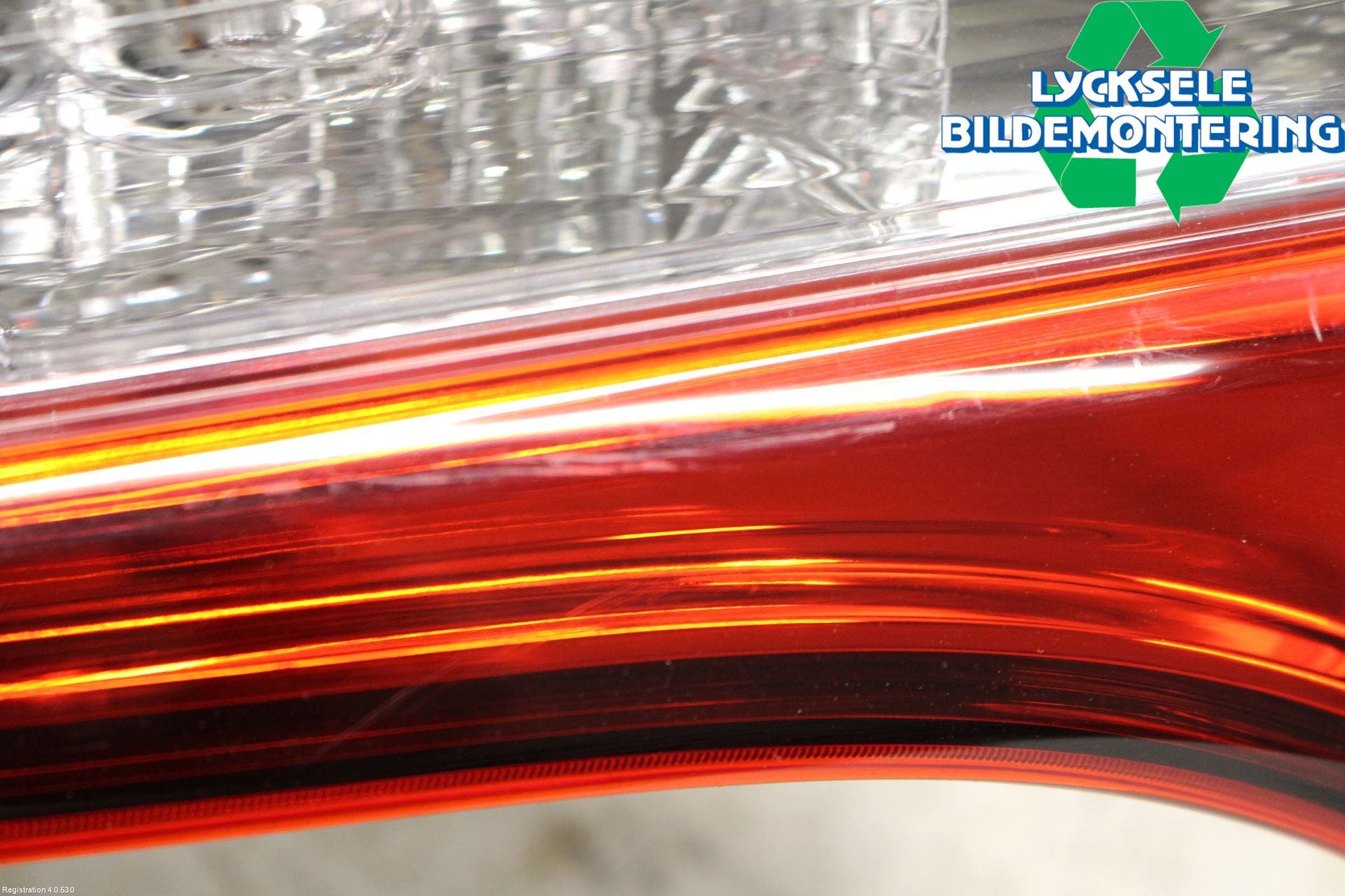 Toyota YARIS XP130 15-20 Bakljus Lucka Hö