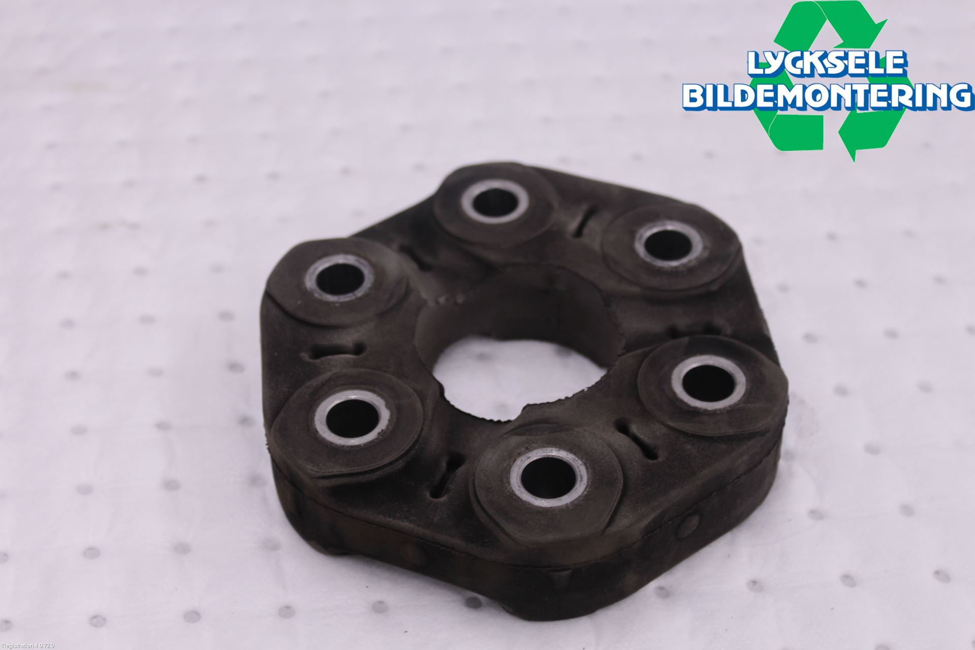 BMW X1 E84 10-15 Mellanaxel Gummiknut