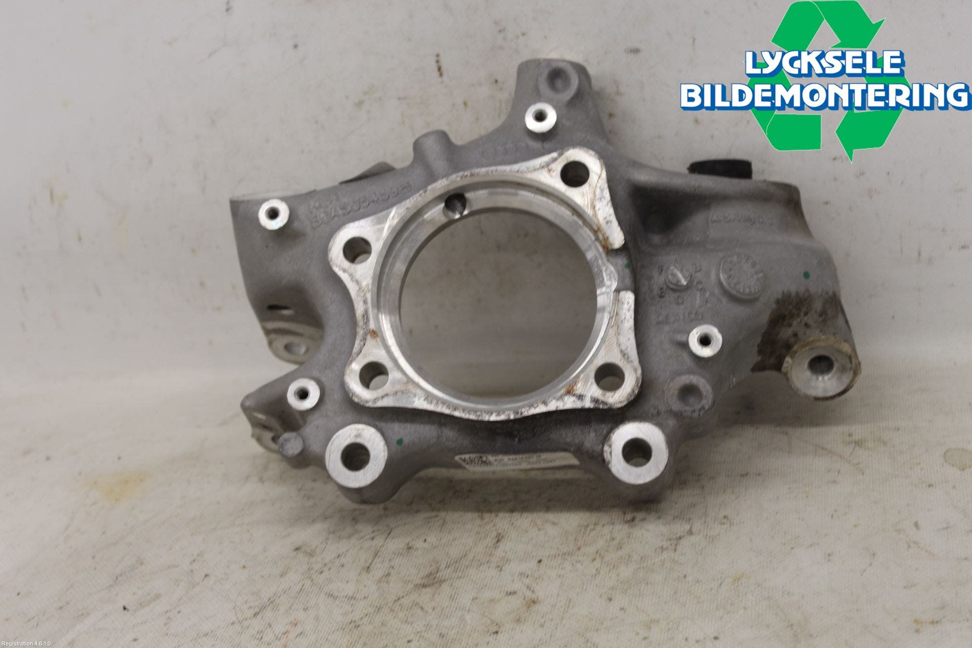 Audi Q5/SQ5 17- Hjullagerhus Bak Vä