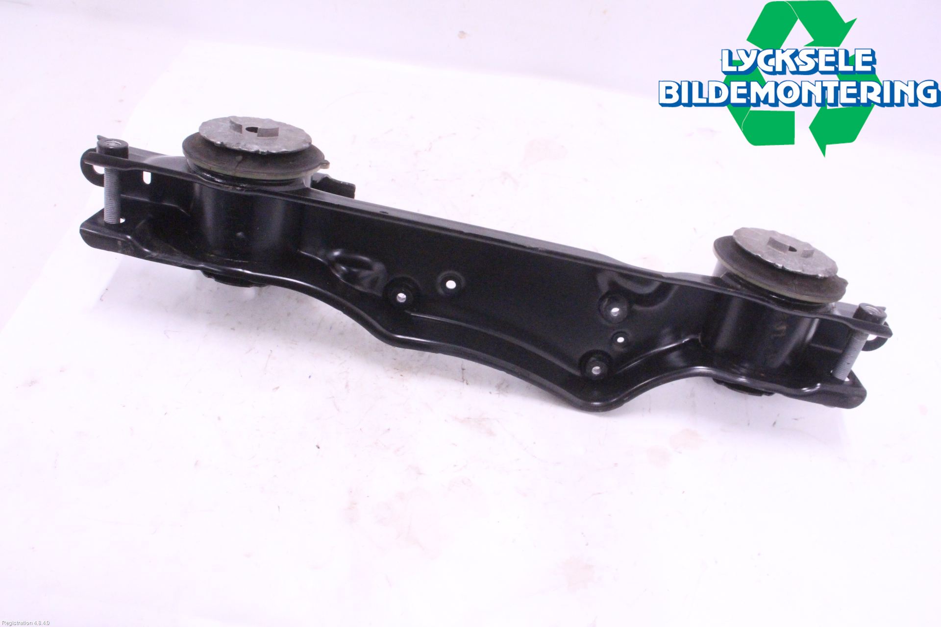 Volkswagen VW ID.4 21- Motorfäste