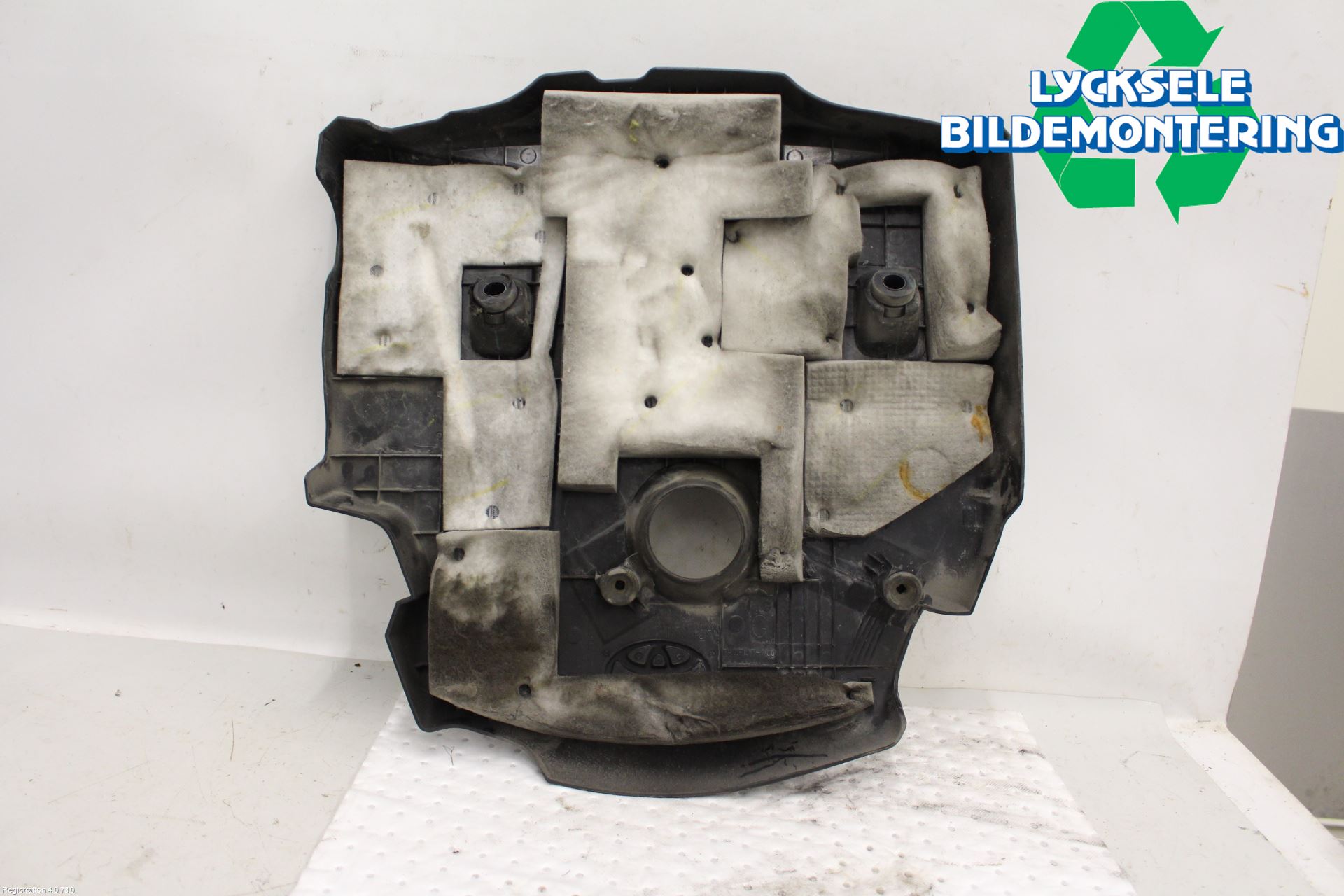 Toyota HILUX 16- Motorkåpa