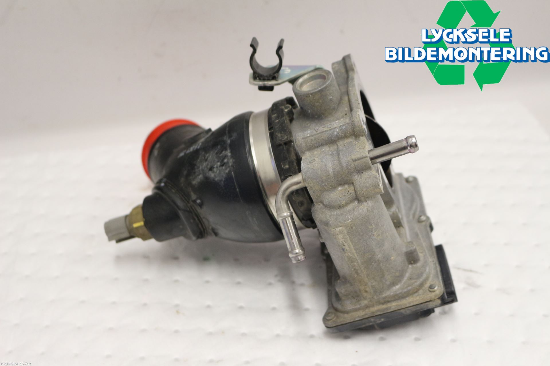 Toyota HILUX 16- Injspjällhus