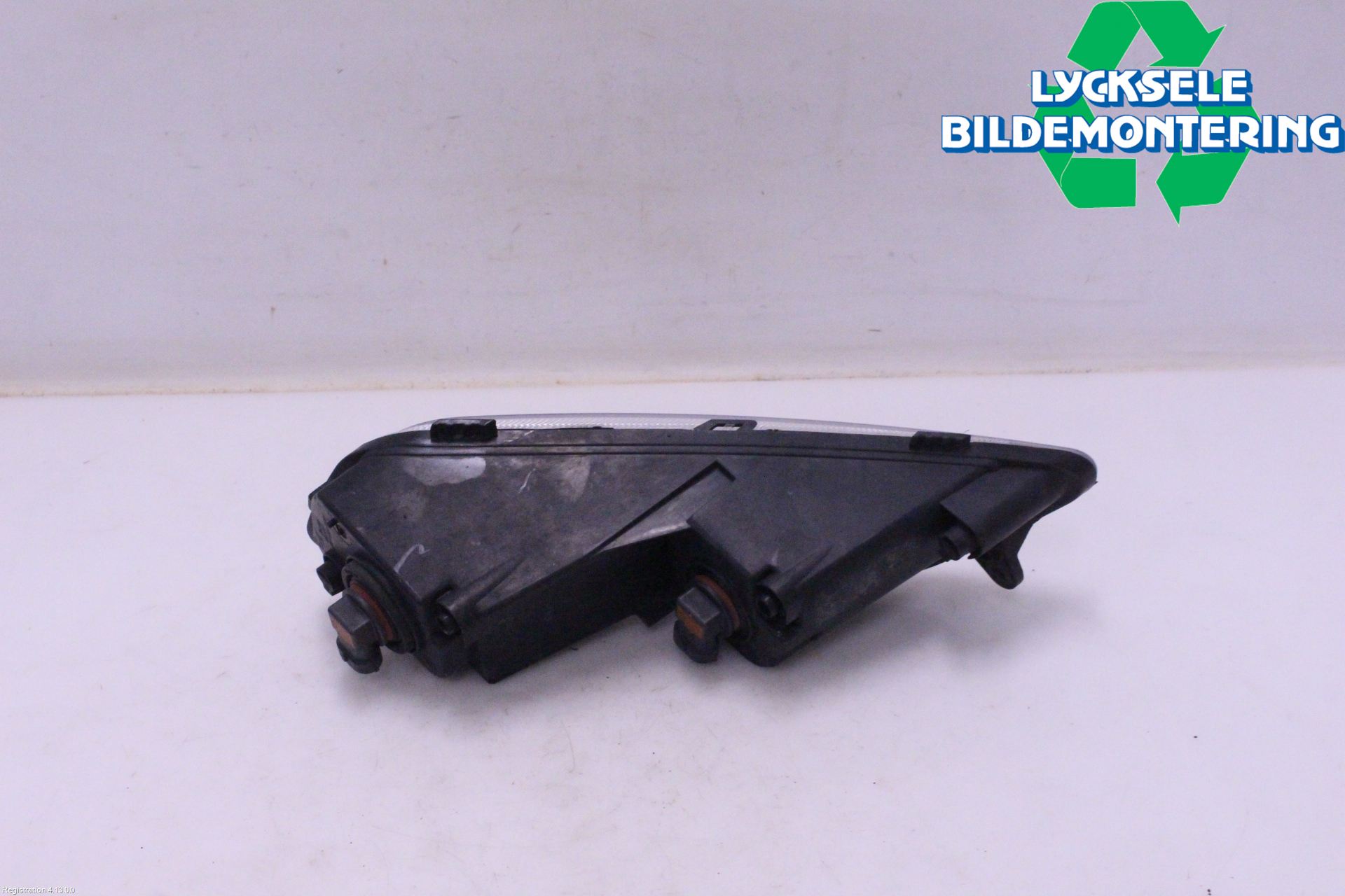 Volkswagen VW PASSAT 11-14 Dimljus-Varselljus Fram