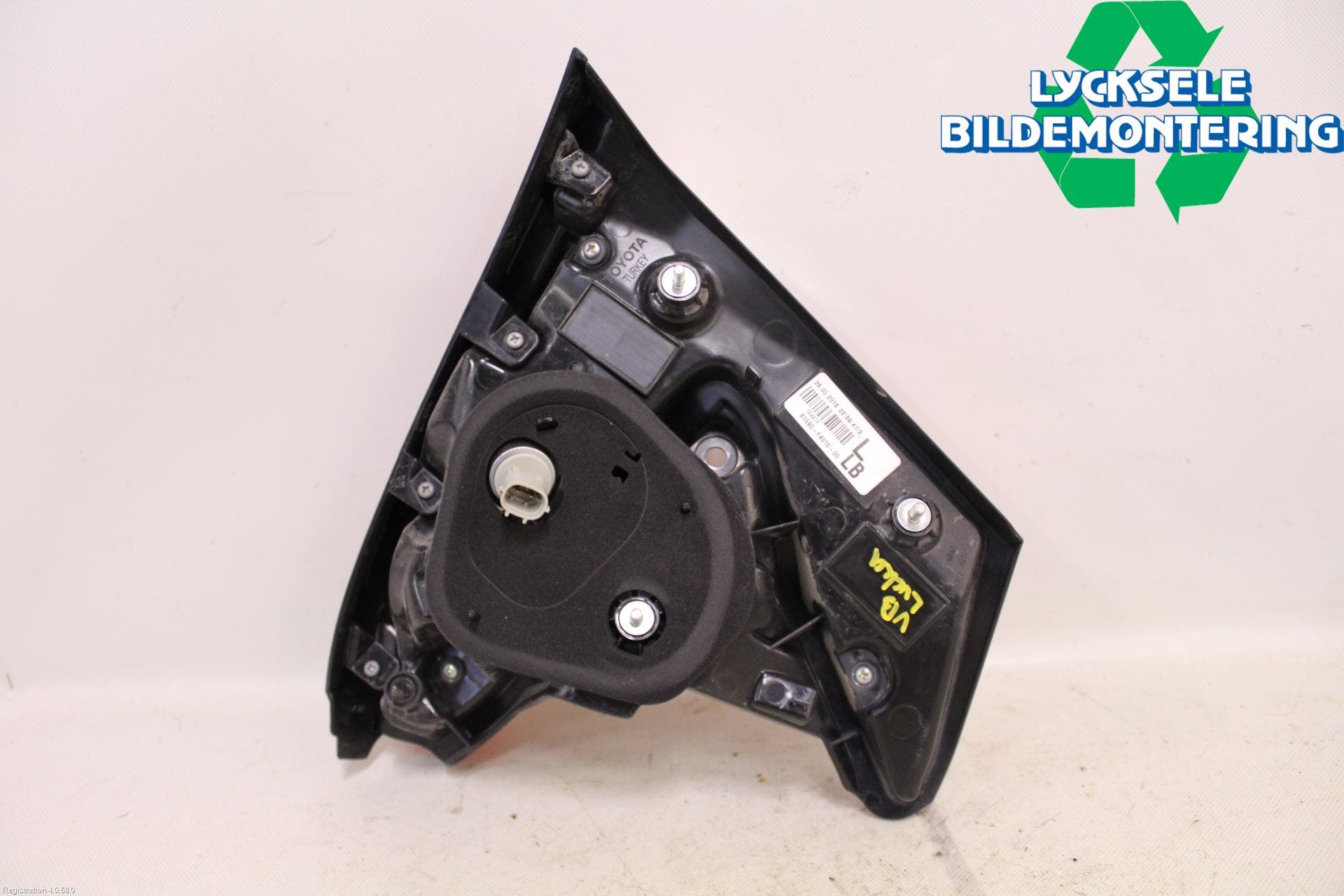 Toyota C-HR 16-23 Bakljus Lucka Vä