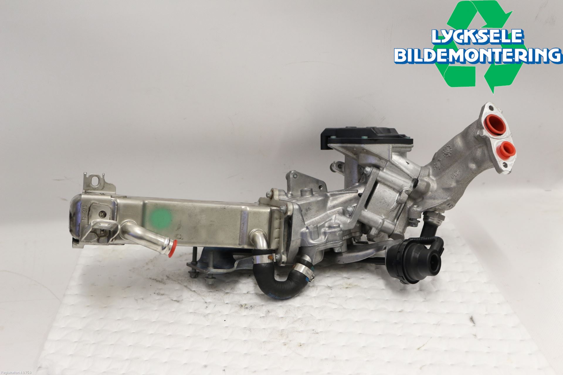 Mercedes-Benz MB SPRINTER (W906) 06-18 Avgaskylare