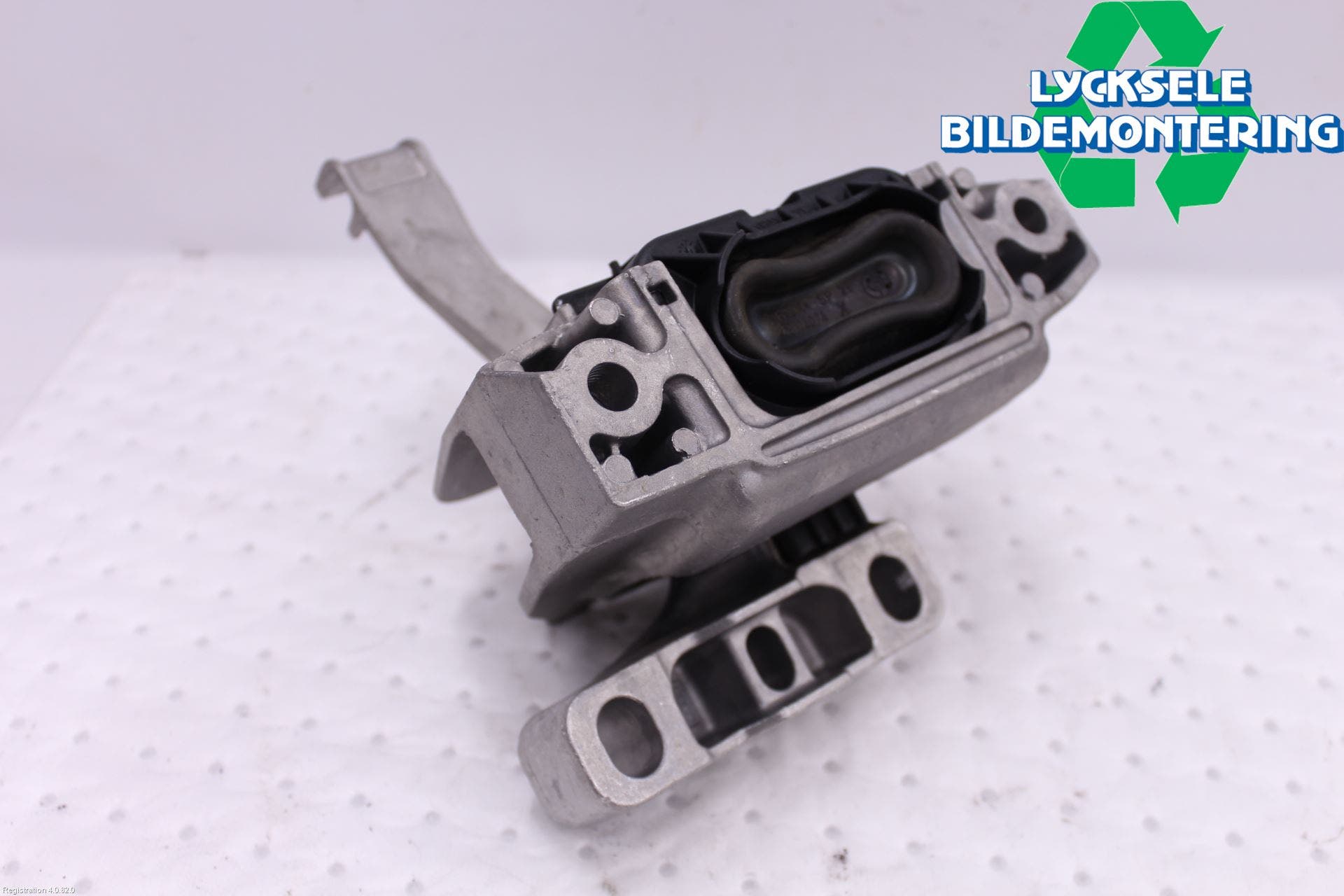 Volkswagen VW T-ROC 18- Motorfäste