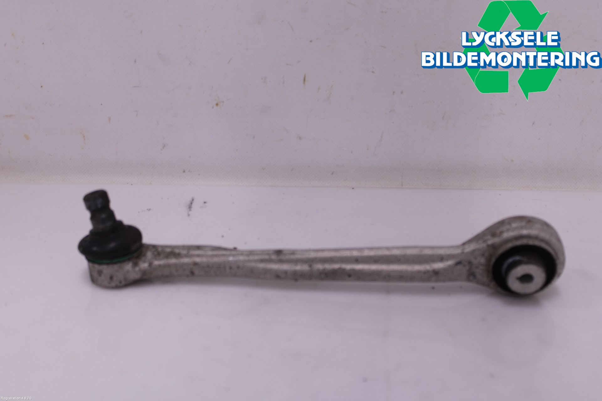 Audi A6 F2/C8 19- Bärarm Fram Övre Vä