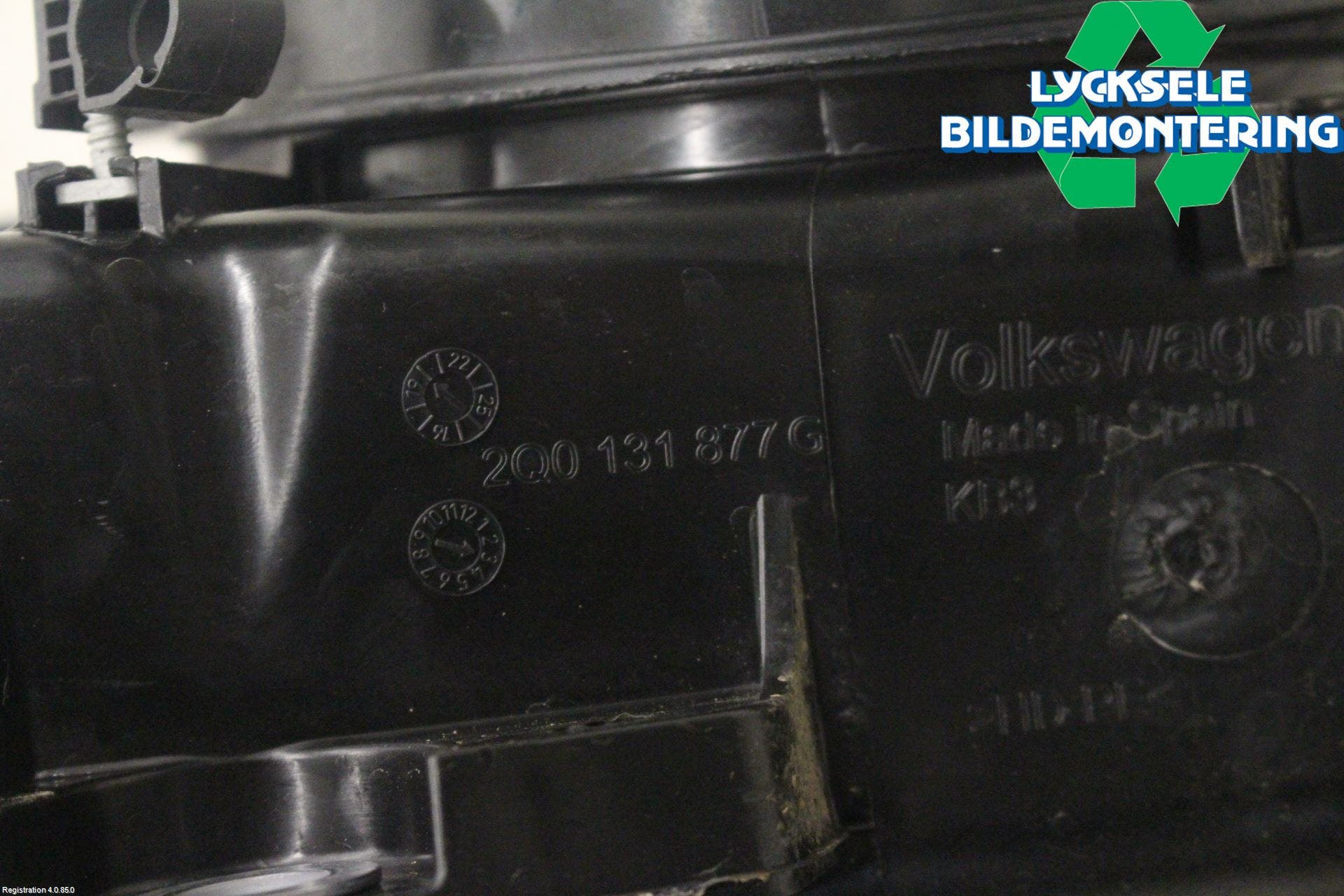 Volkswagen VW T-CROSS 19- Adblue Tank