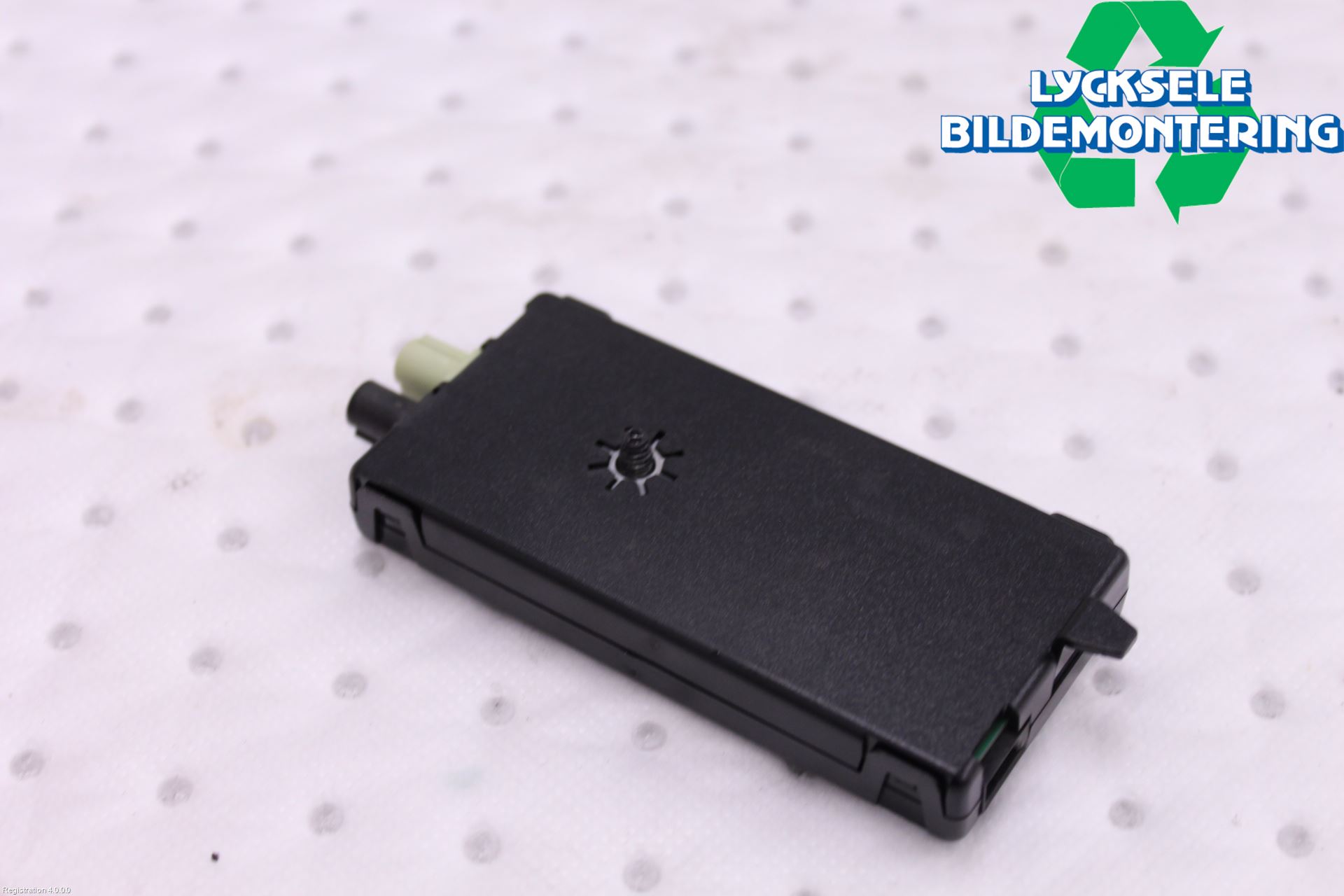 BMW 5 G30/G31/F90 17-23 Antennförstärkare