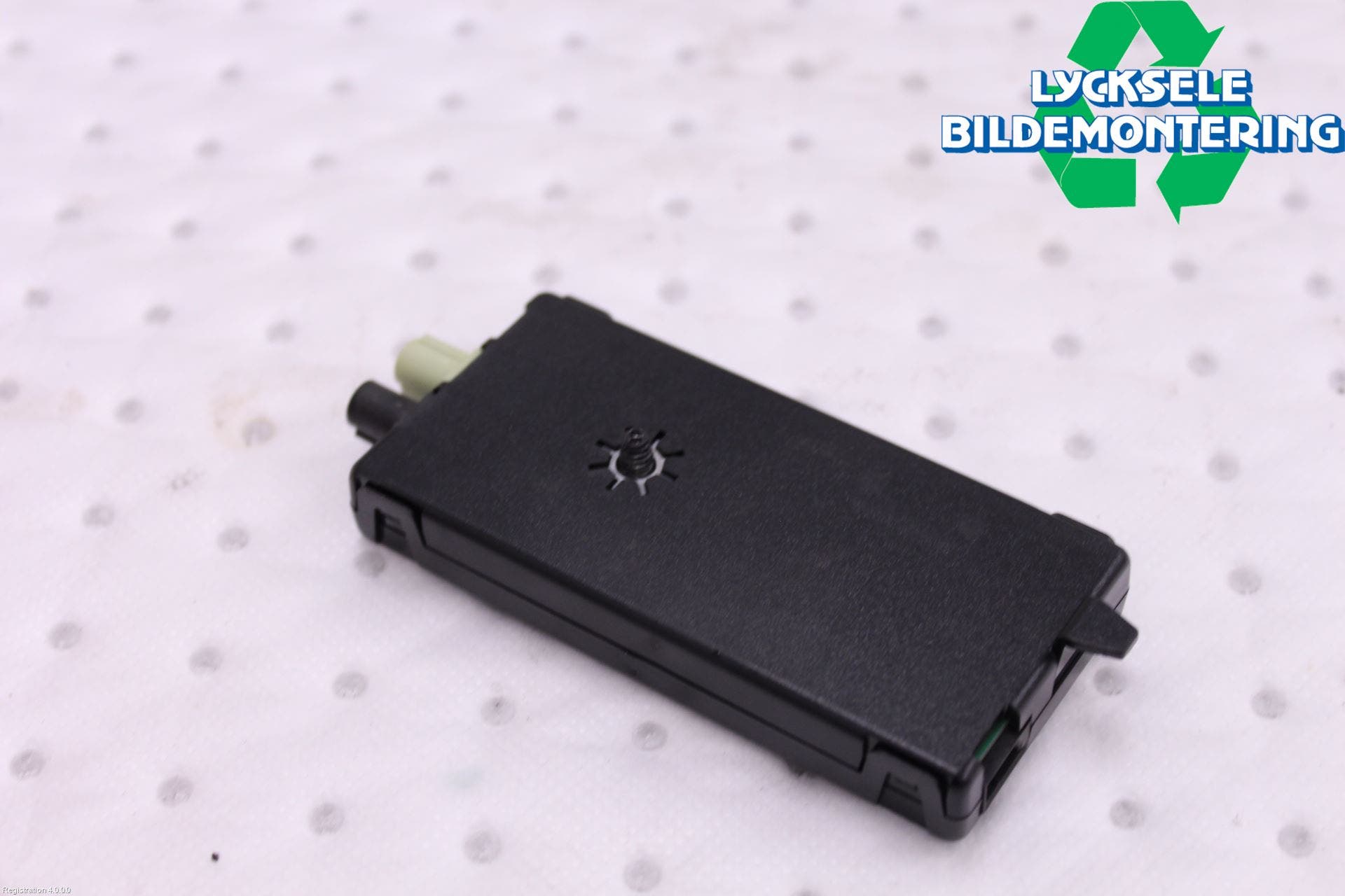 BMW 5 G30/G31/F90 17-23 Antennförstärkare