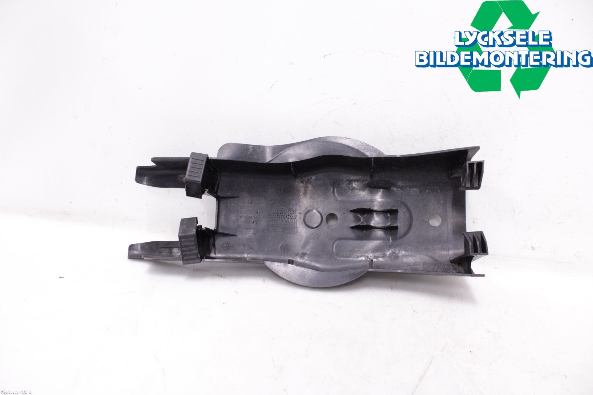 Mercedes-Benz MB E-KLASS (W213) 16-23 Stänkskydd