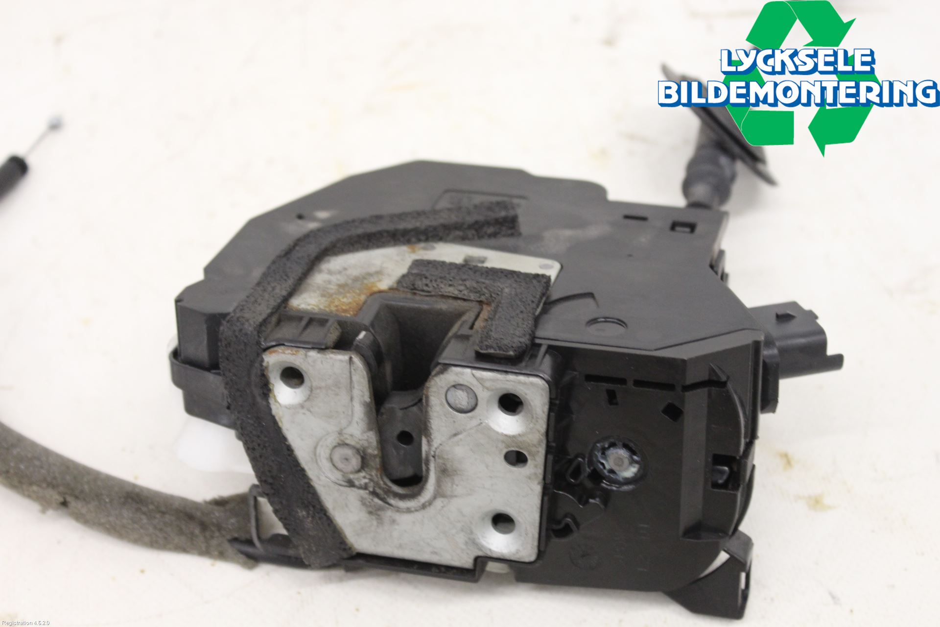 Renault CLIO IV 12-16 Låskista-Dörrlås