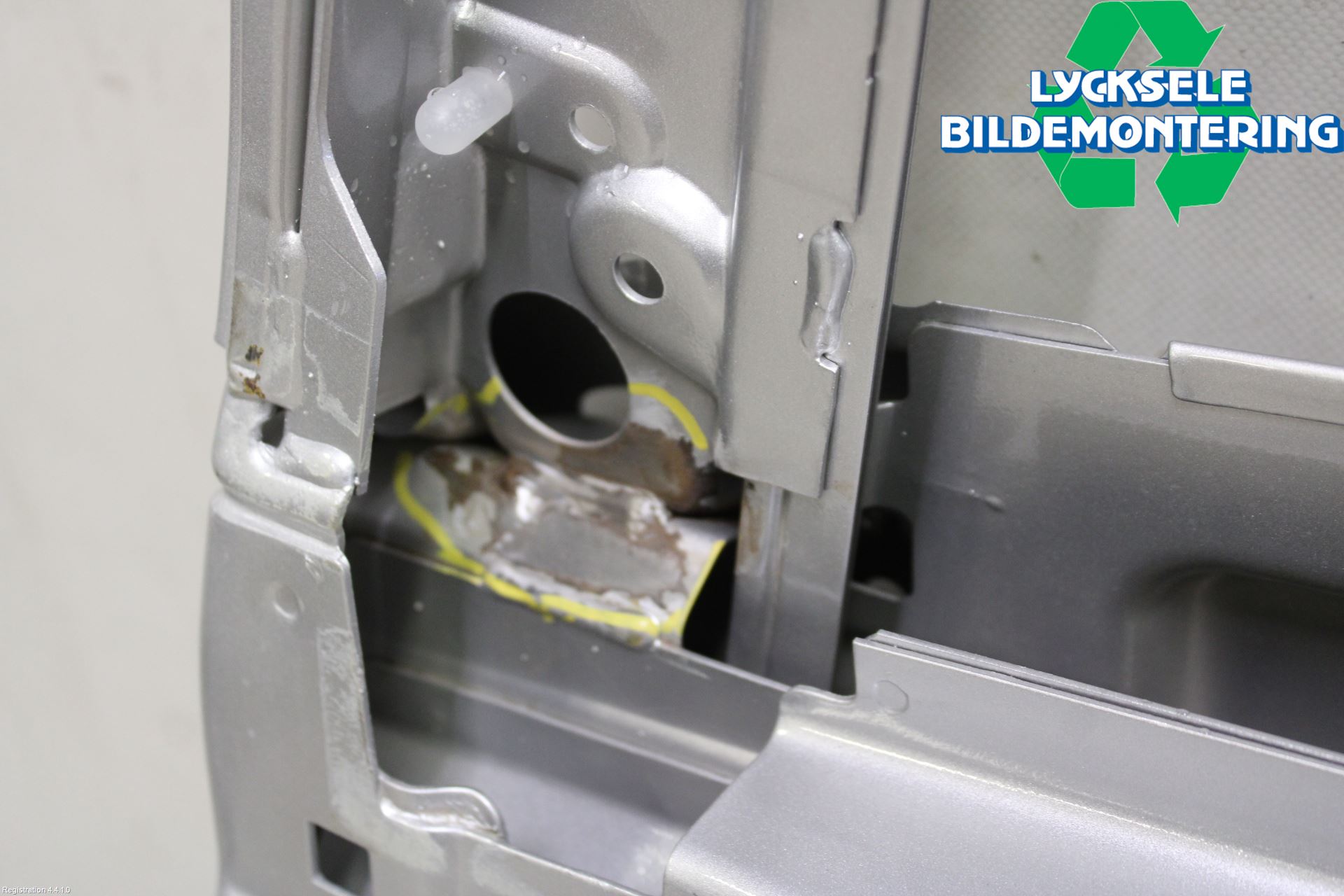 Ford KUGA 08-12 Dörr Fram Höger