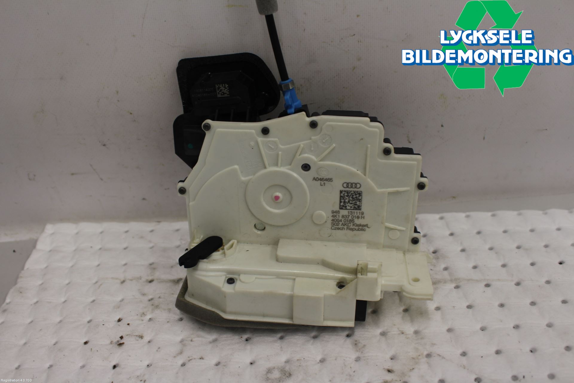 Audi A6 F2/C8 19- Låskista-Dörrlås