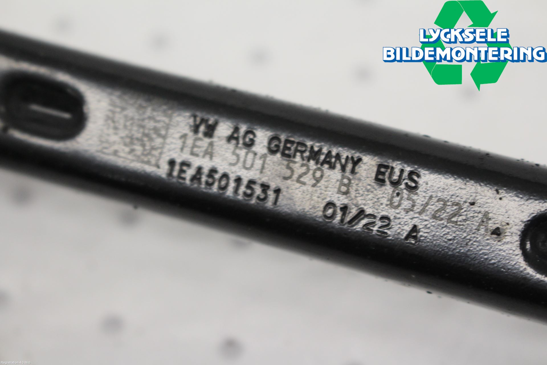 Volkswagen VW ID.4 21- Bärarm Bak Vänster