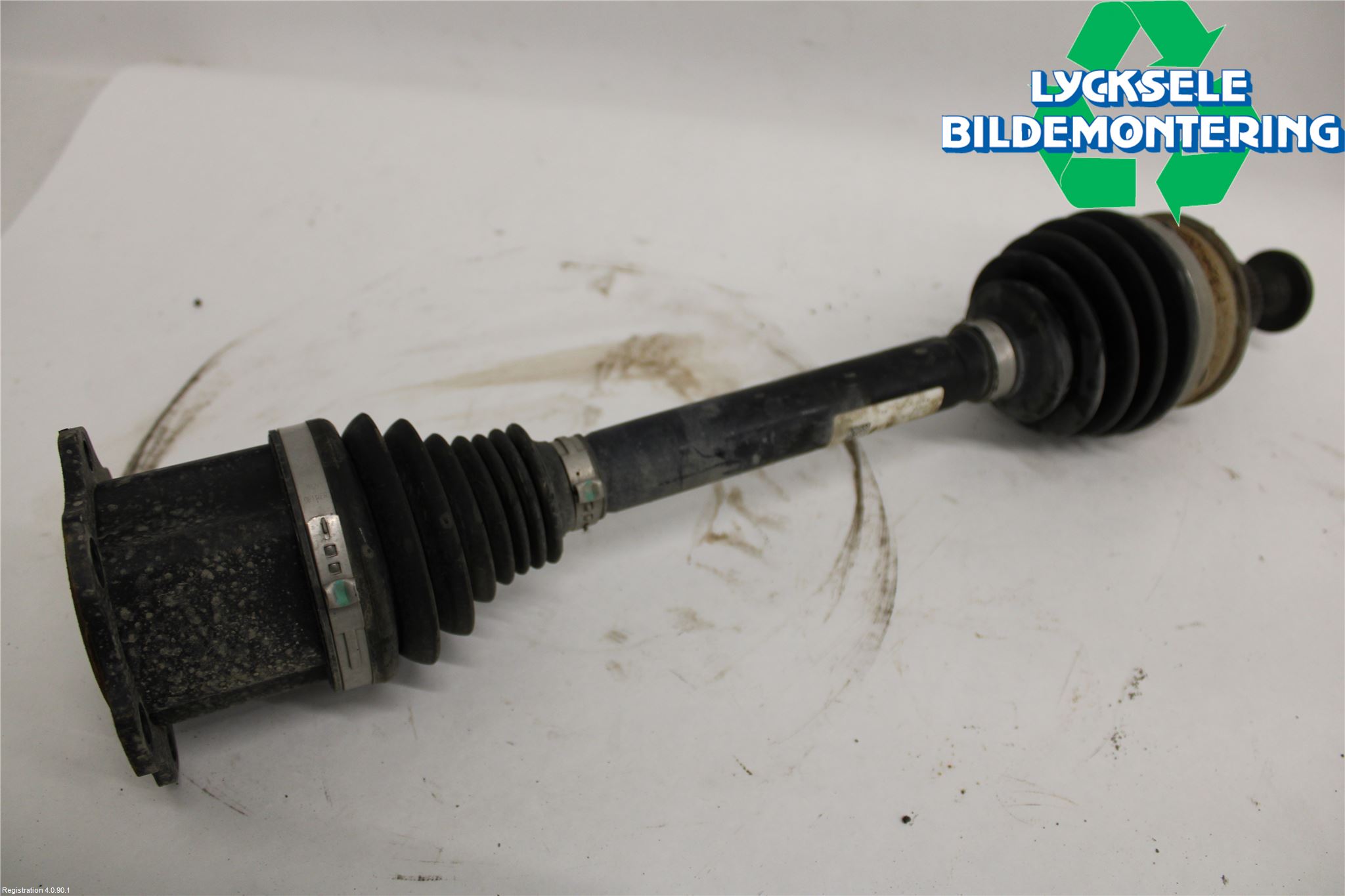 Audi A6 F2/C8 19- Drivaxel Fram Höger