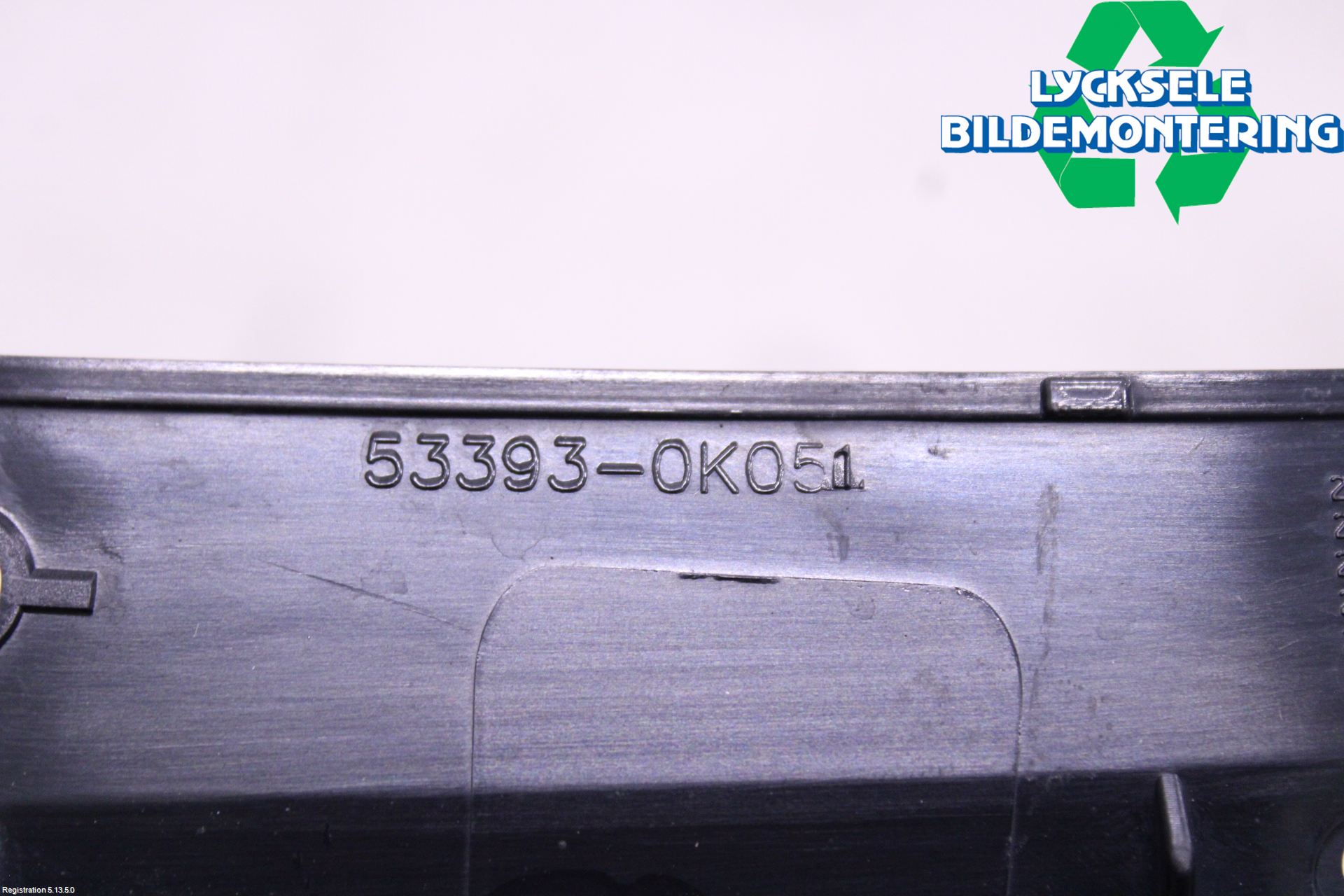 Toyota HILUX 16- List Fram-Huv-Front