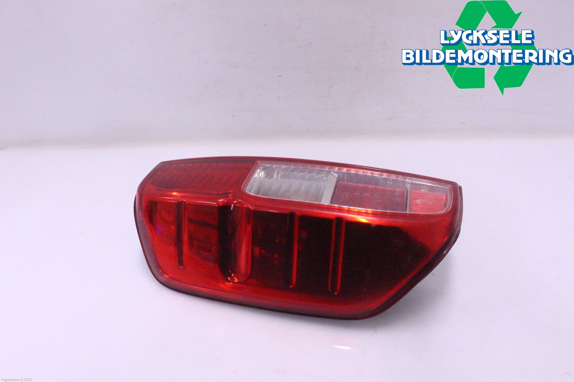 Nissan NAVARA 05-16 Bakljus Vänster