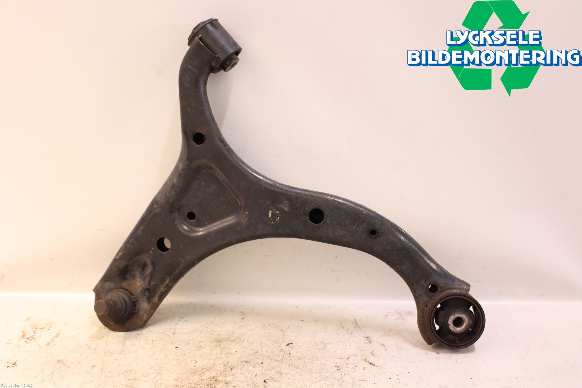 Hyundai SANTA FE  06-12 Bärarm Fram Undre Hö