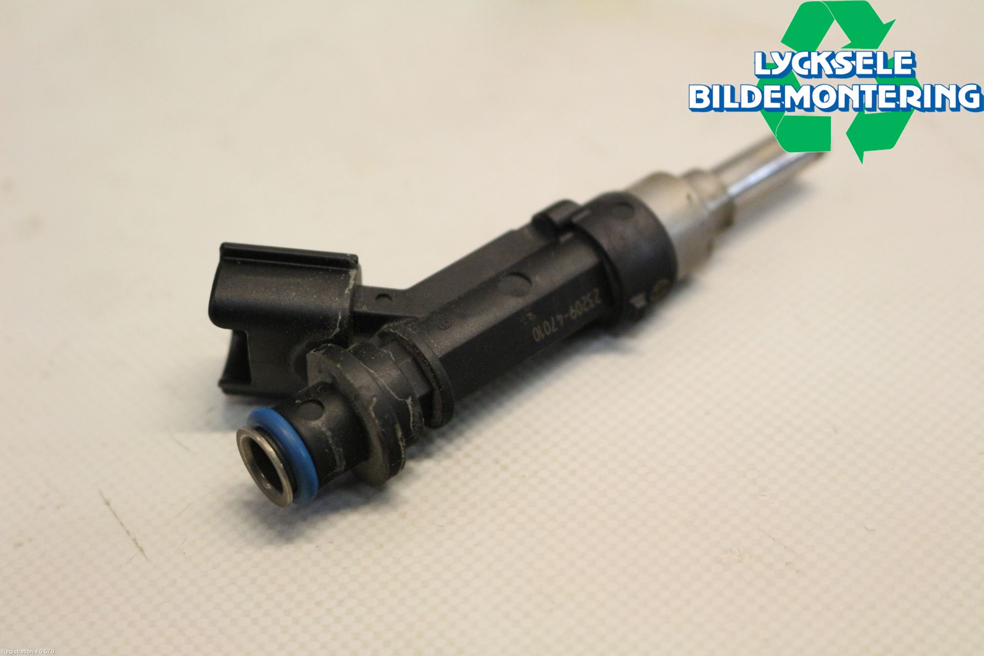 Toyota YARIS XP130 12-14 Injspridare