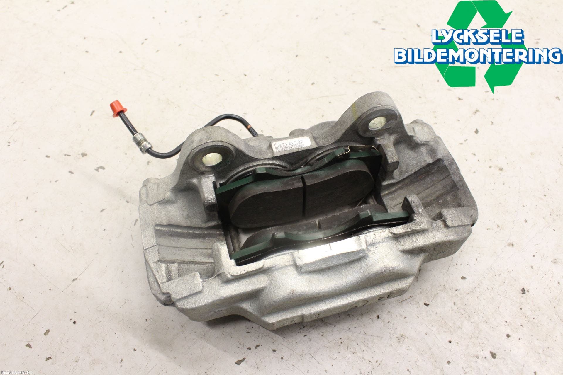 Toyota HILUX 16- Bromsok Fram Höger