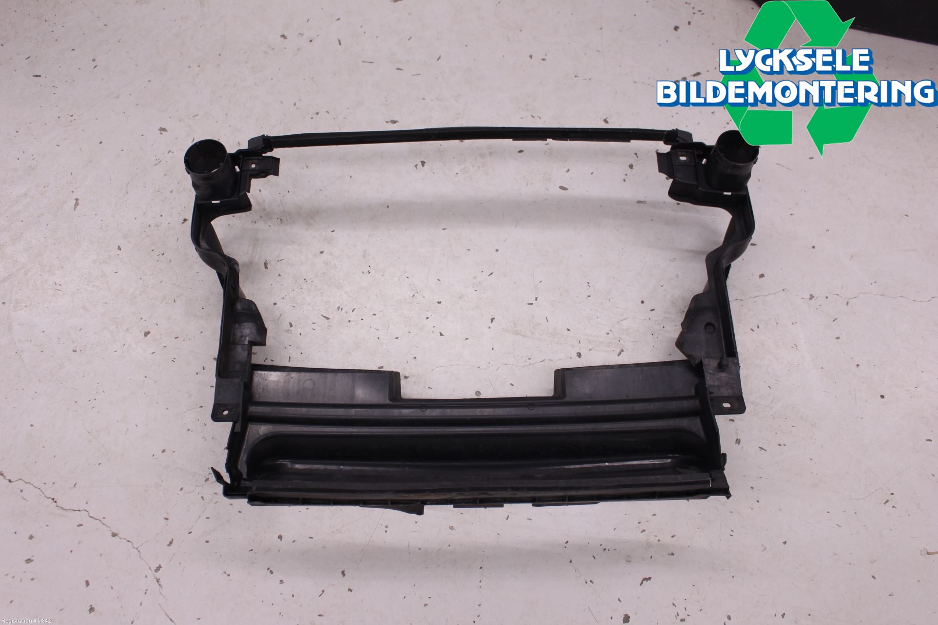 Mercedes-Benz MB ML (W164) 05-11 Kylarfäste-Ram-Balk