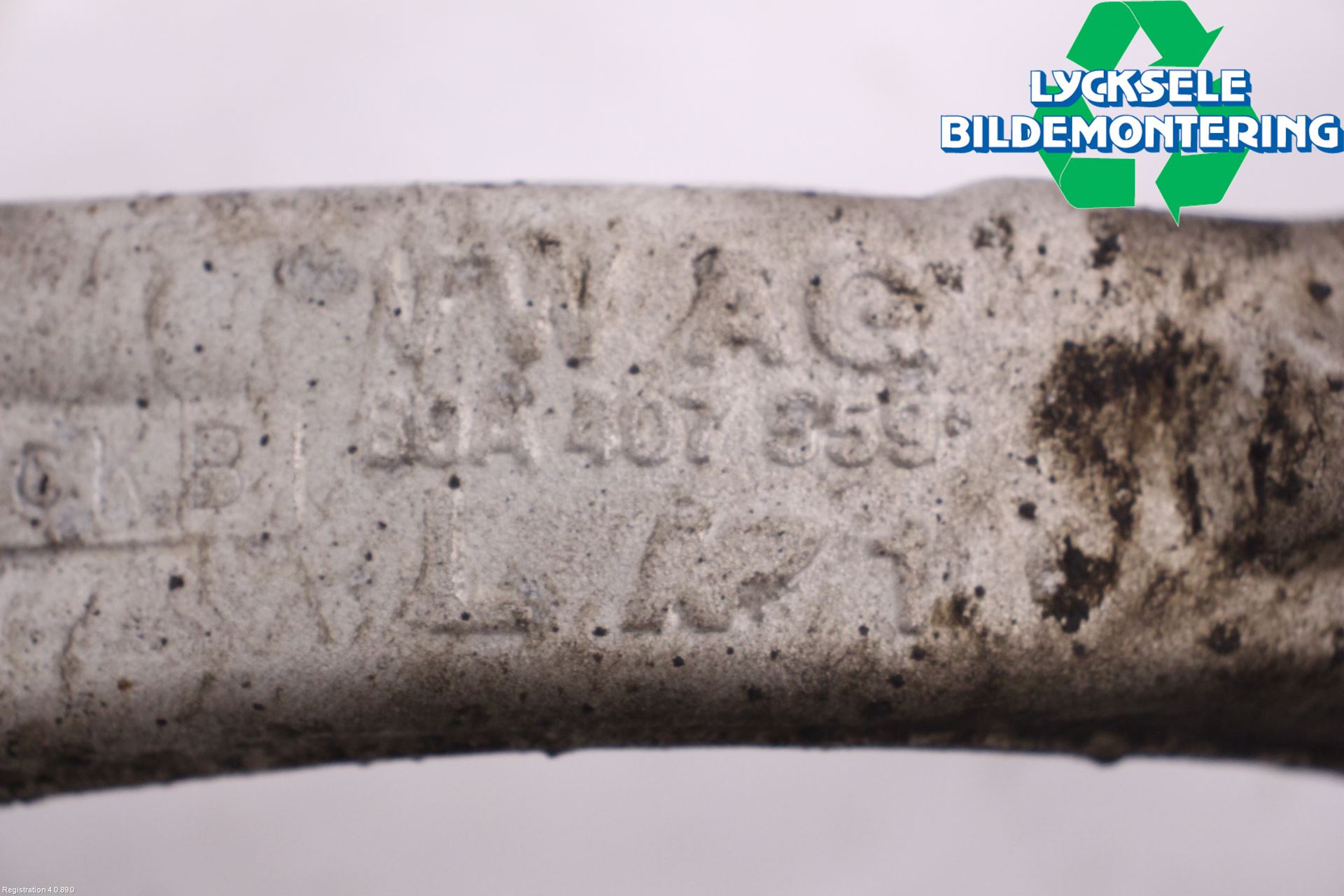 Audi Q5/SQ5 17- Styrspindel Lagerhus Vä