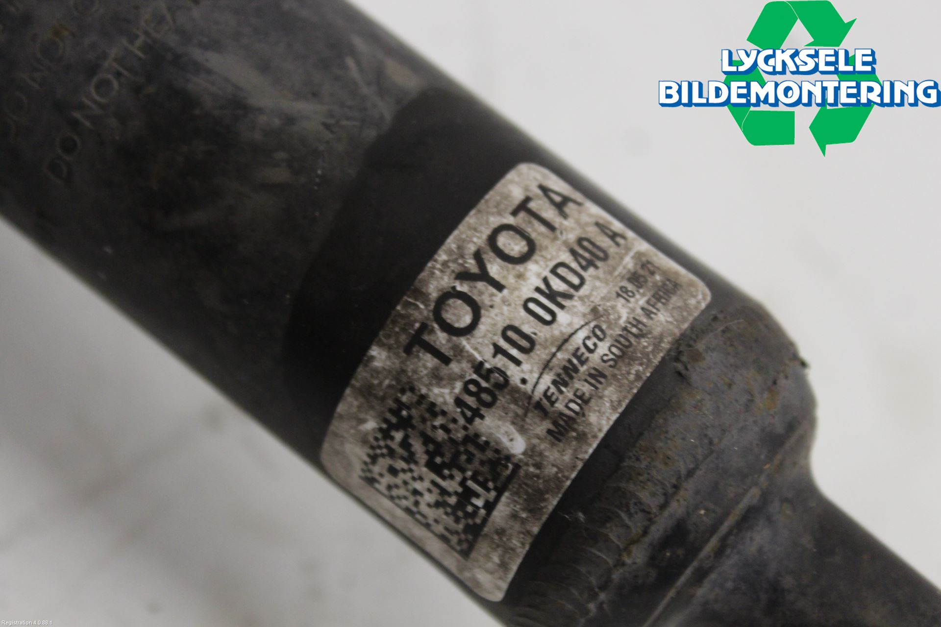 Toyota HILUX 16- Fjäderben Fram Höger