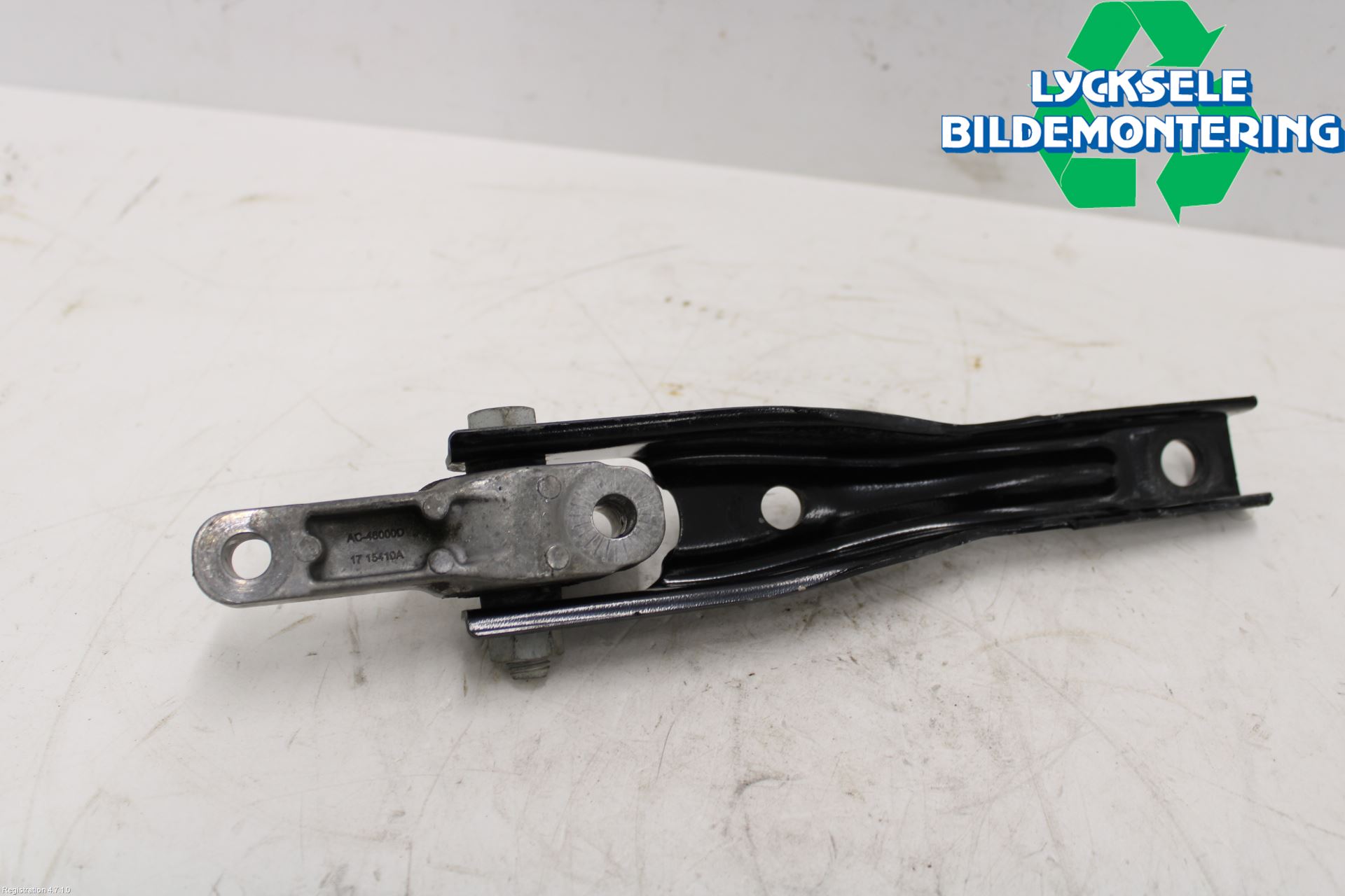 Volkswagen VW T-ROC 18- Motorfäste