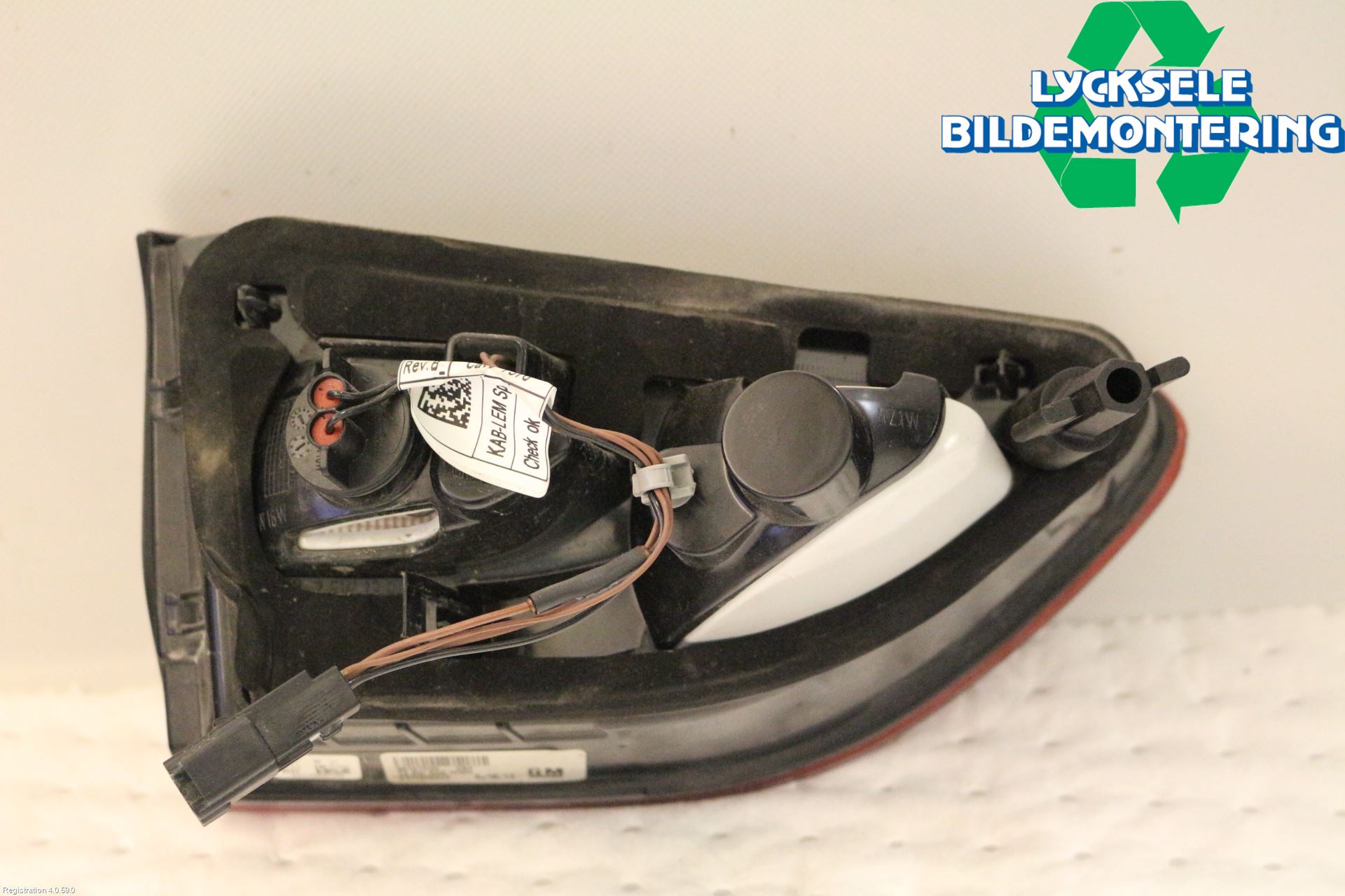 Opel INSIGNIA 17- Bakljus Lucka Hö