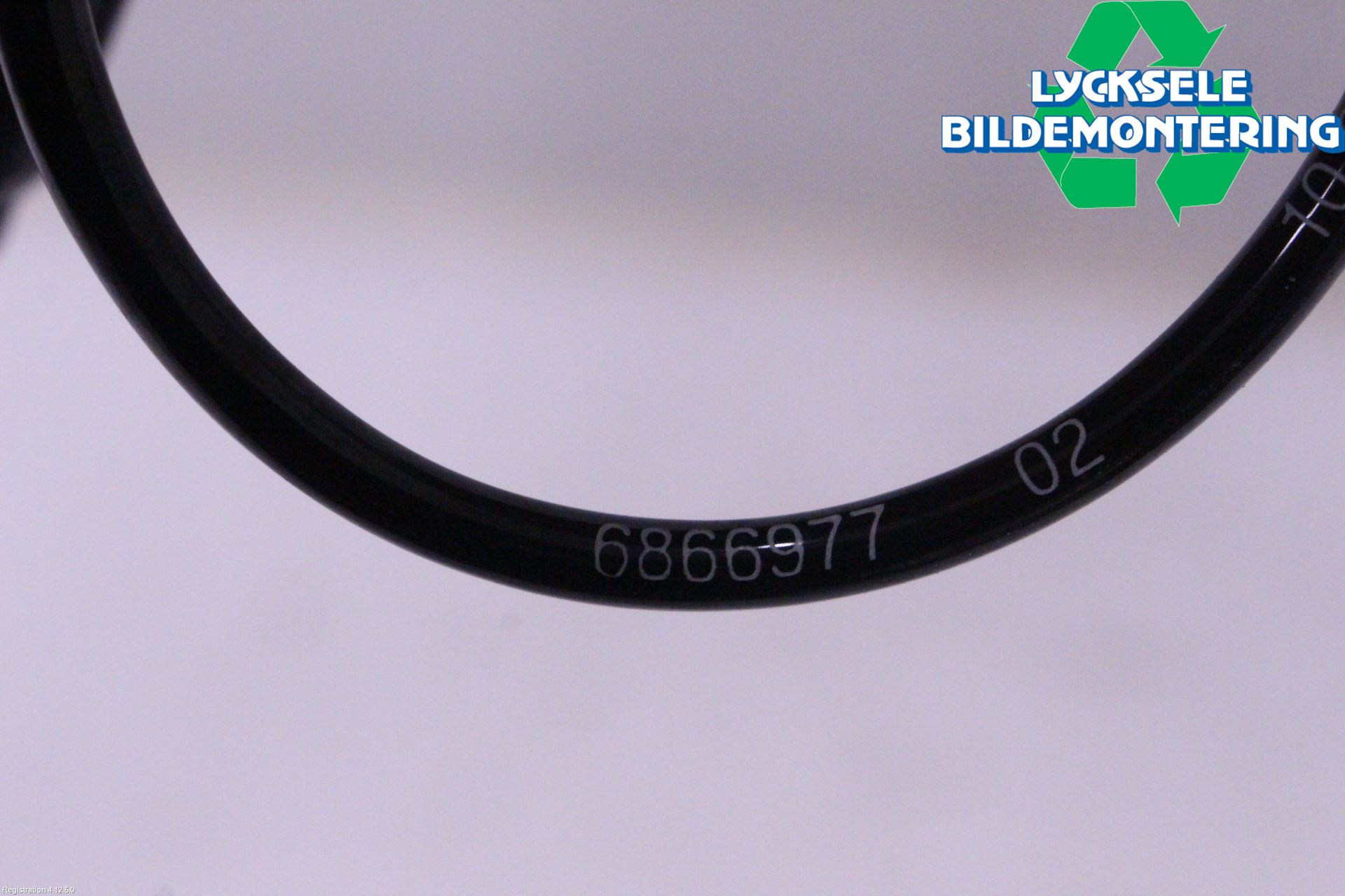 BMW 5 G30/G31/F90 17-23 Abs Sensor