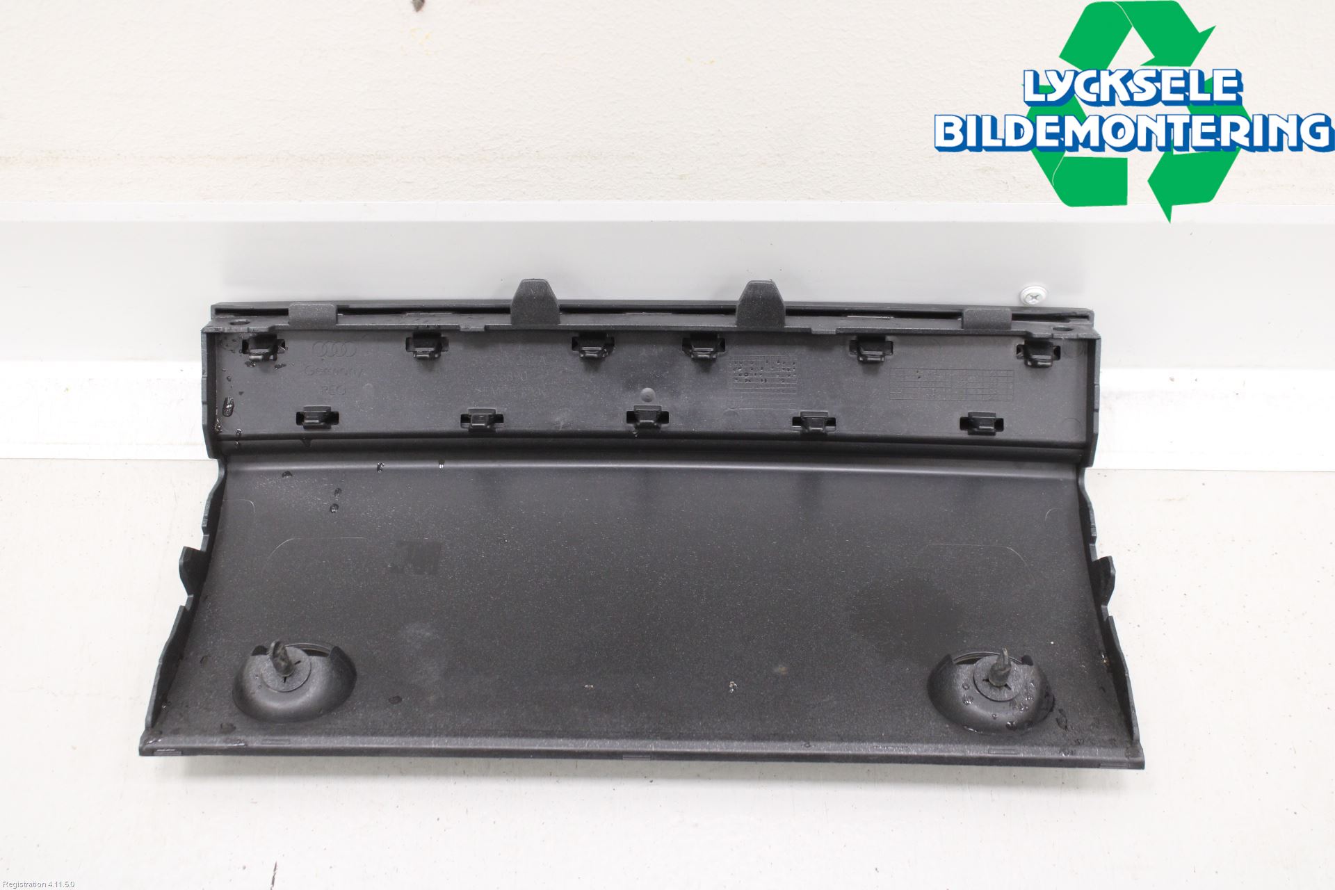 Audi A3/S3 8V 13-20 Stötfångardel Bak Mitt