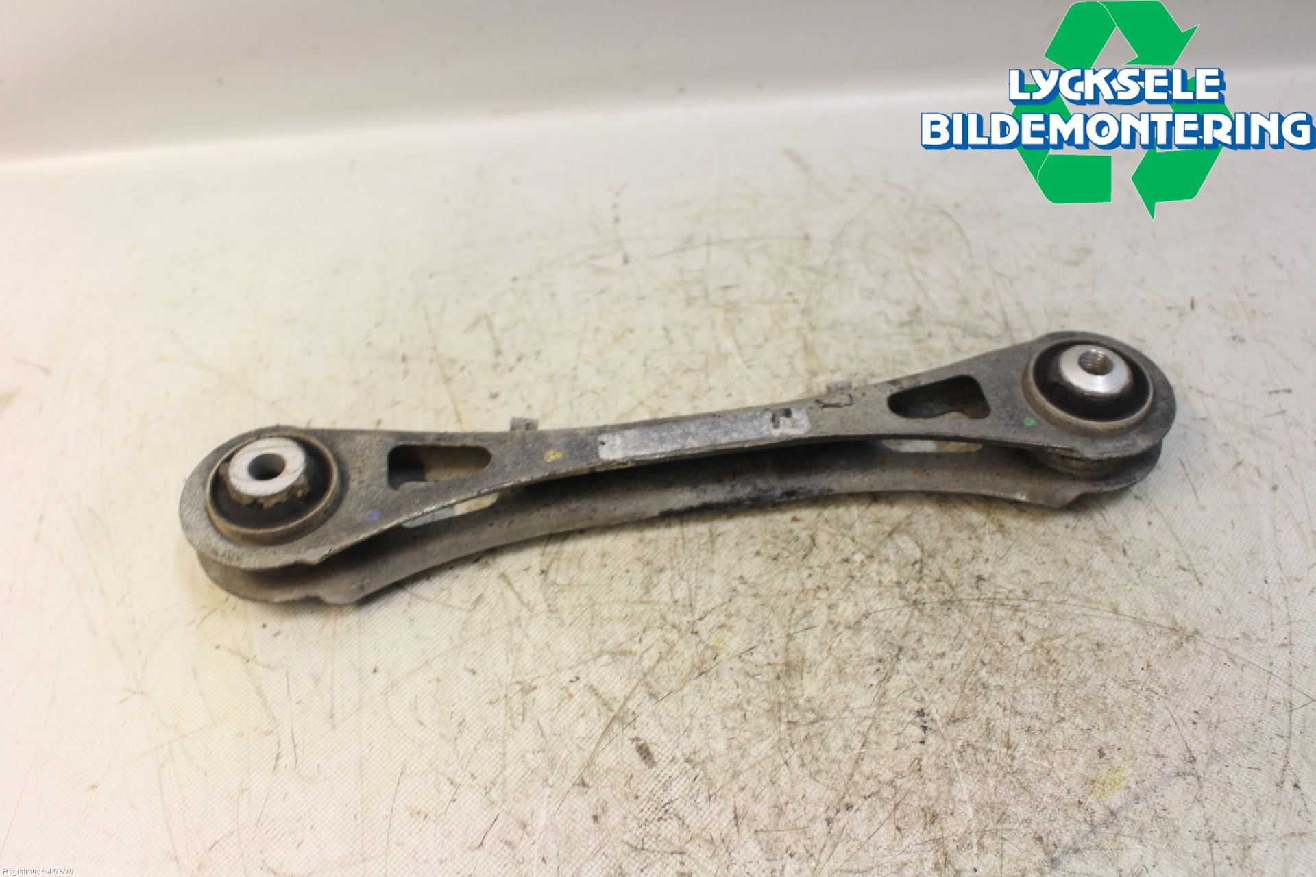 Opel INSIGNIA 17- Bärarm Bak Höger