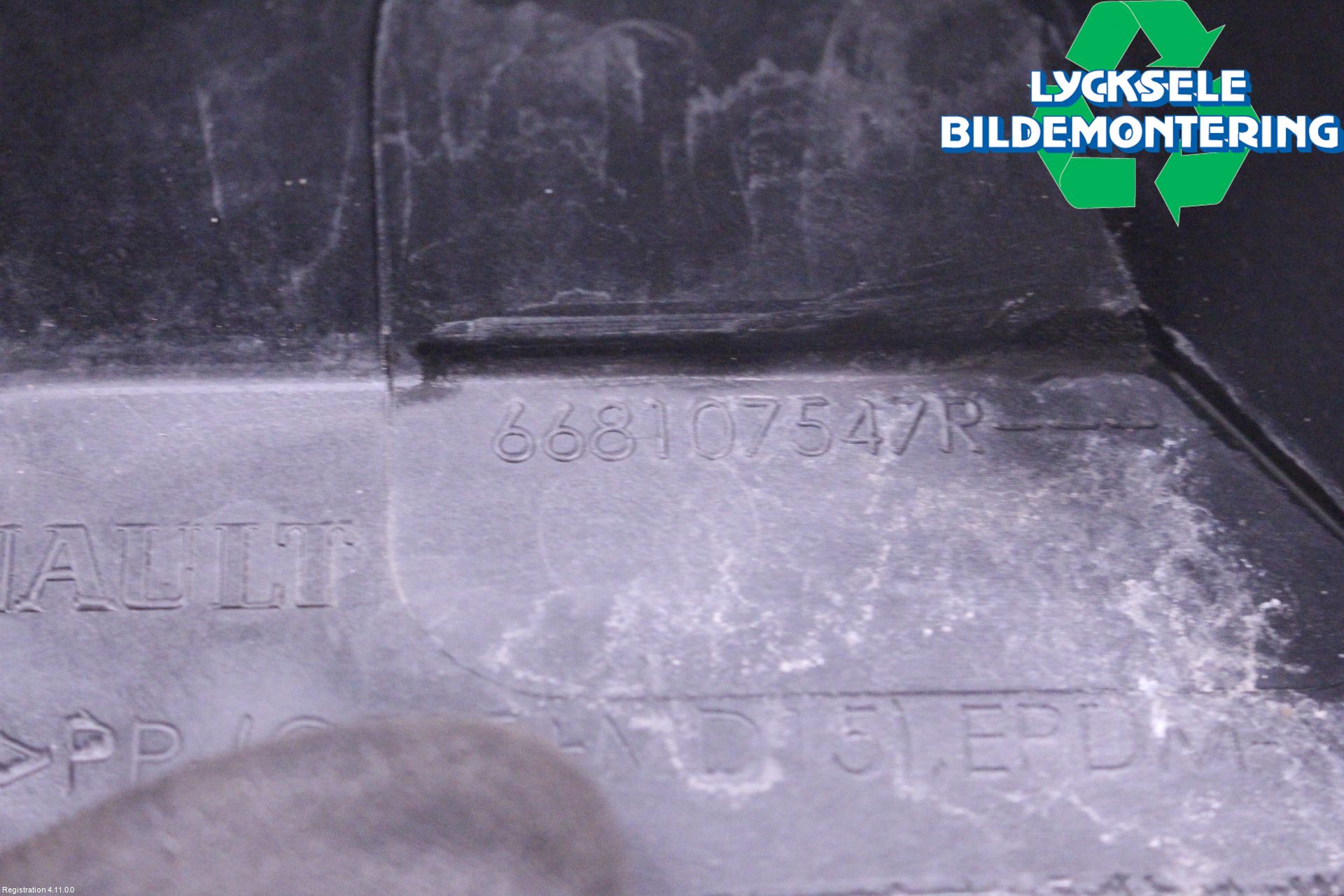 Renault CLIO IV 16-19 Torpedplåt-Torpedplast