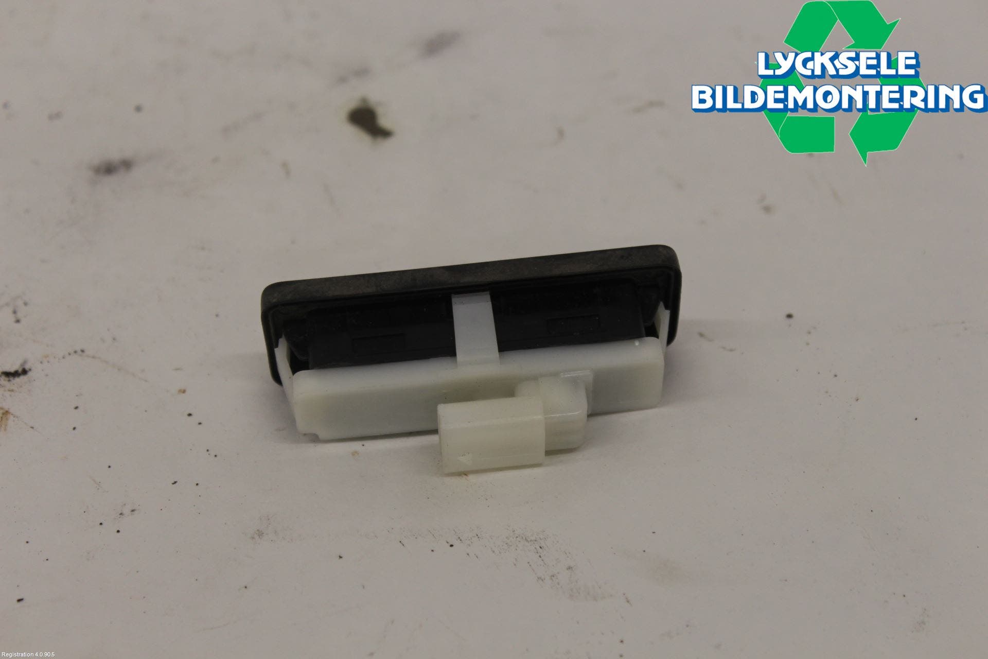 Peugeot 3008 17-24 Bakluckehandtag