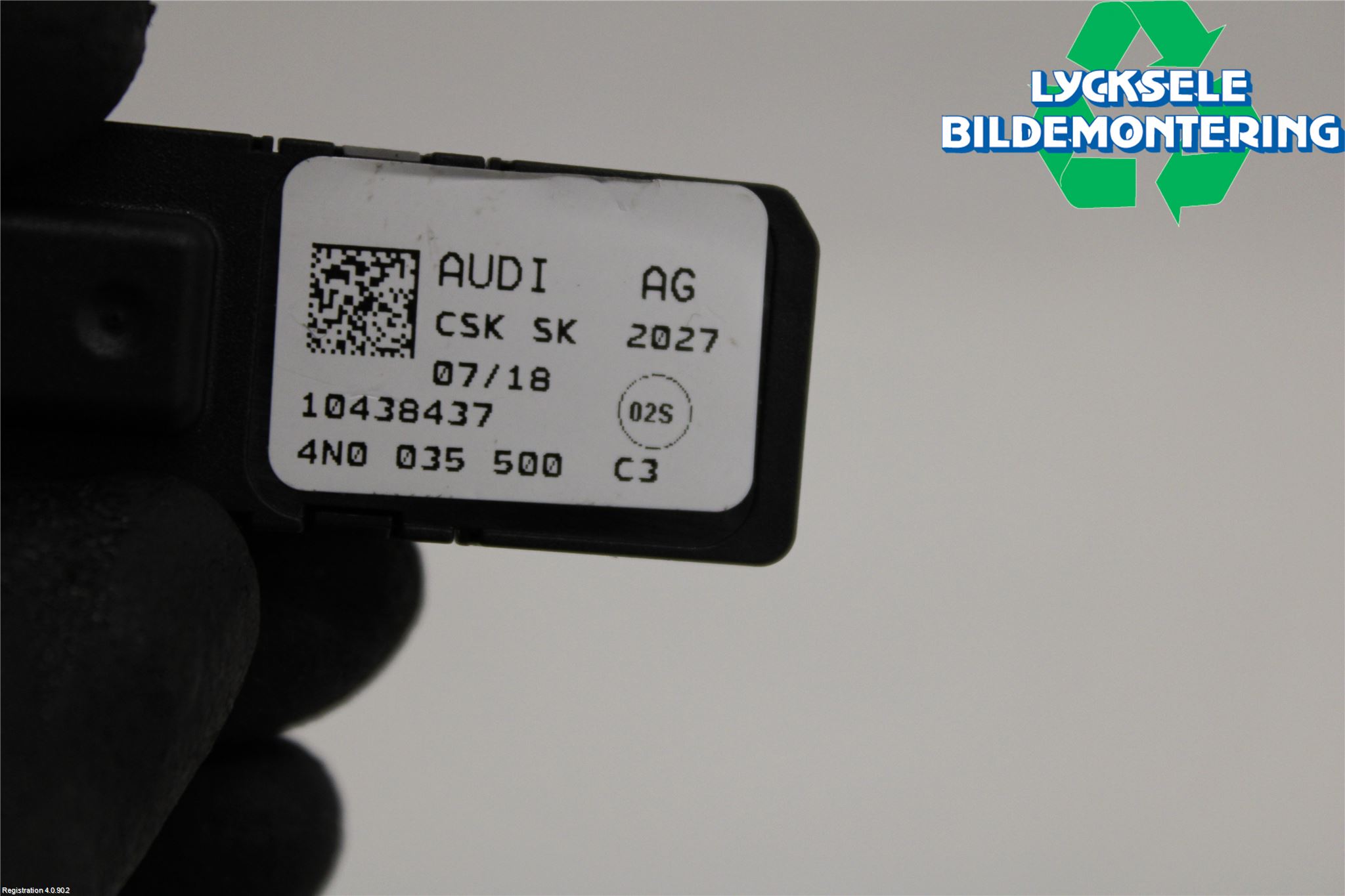 Volkswagen VW TOUAREG CR 18- Antenn