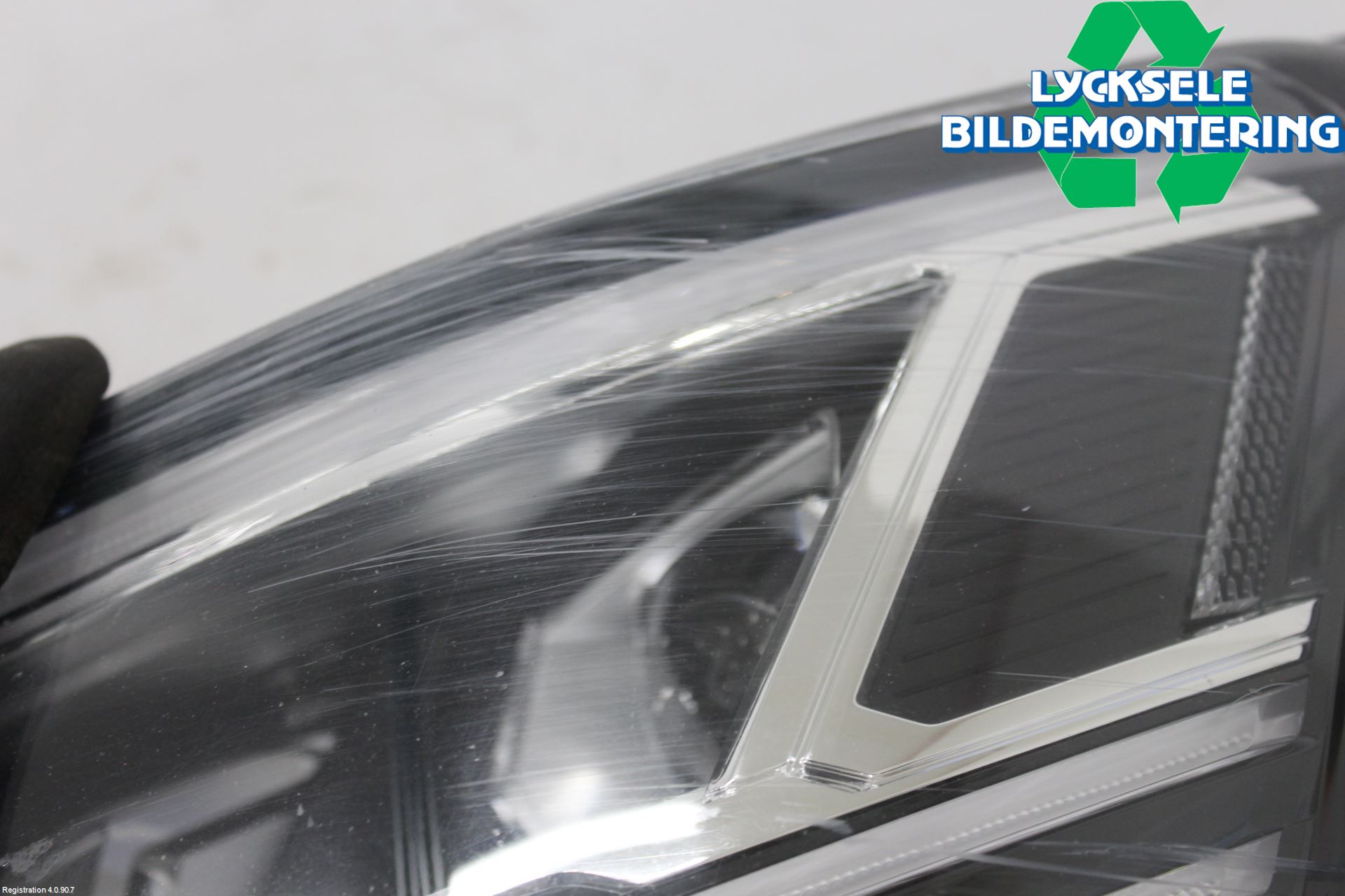 Audi E-TRON, S GE 19- Strålkastare Vänster