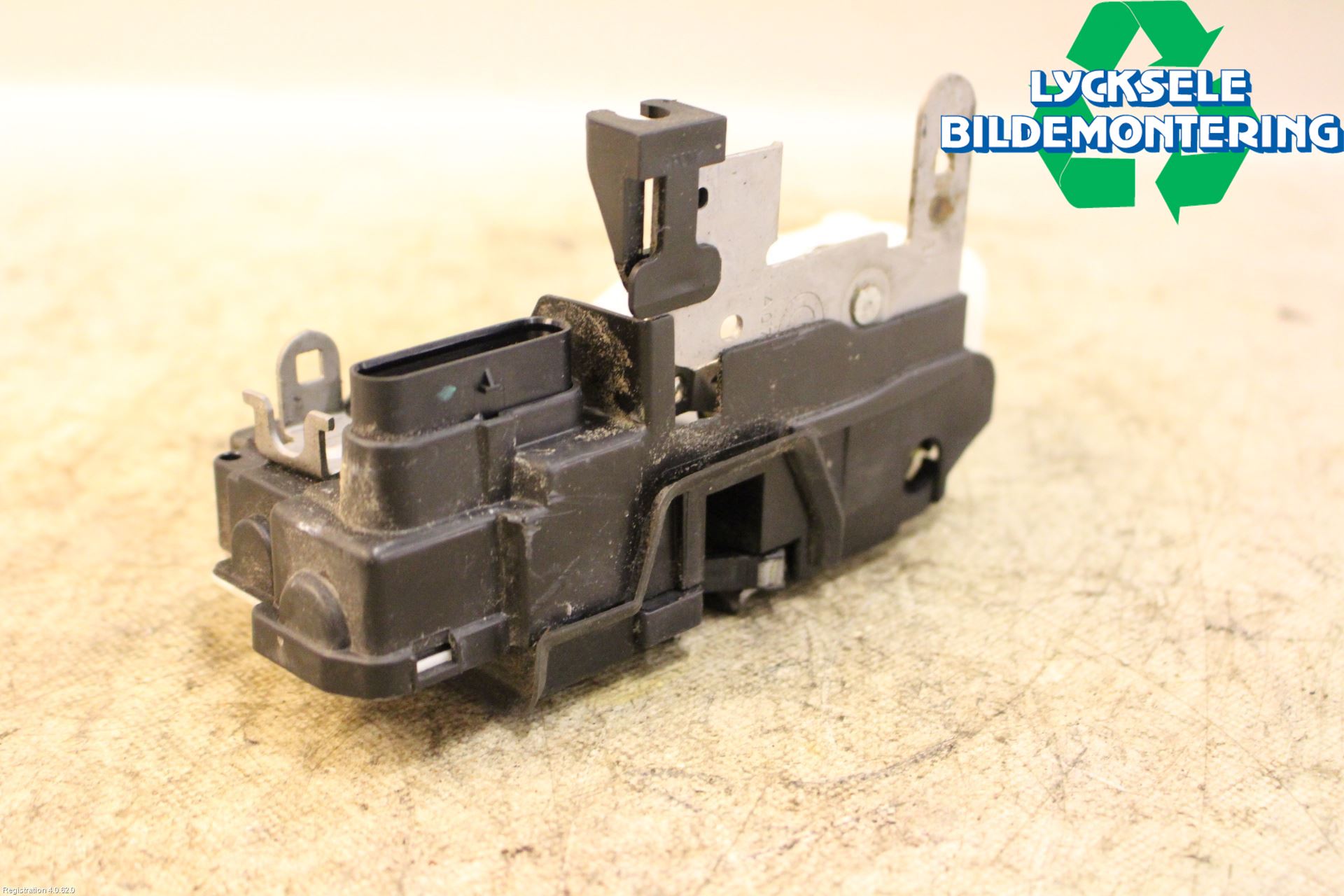 Volvo V40 12-19 Låskista-Dörrlås