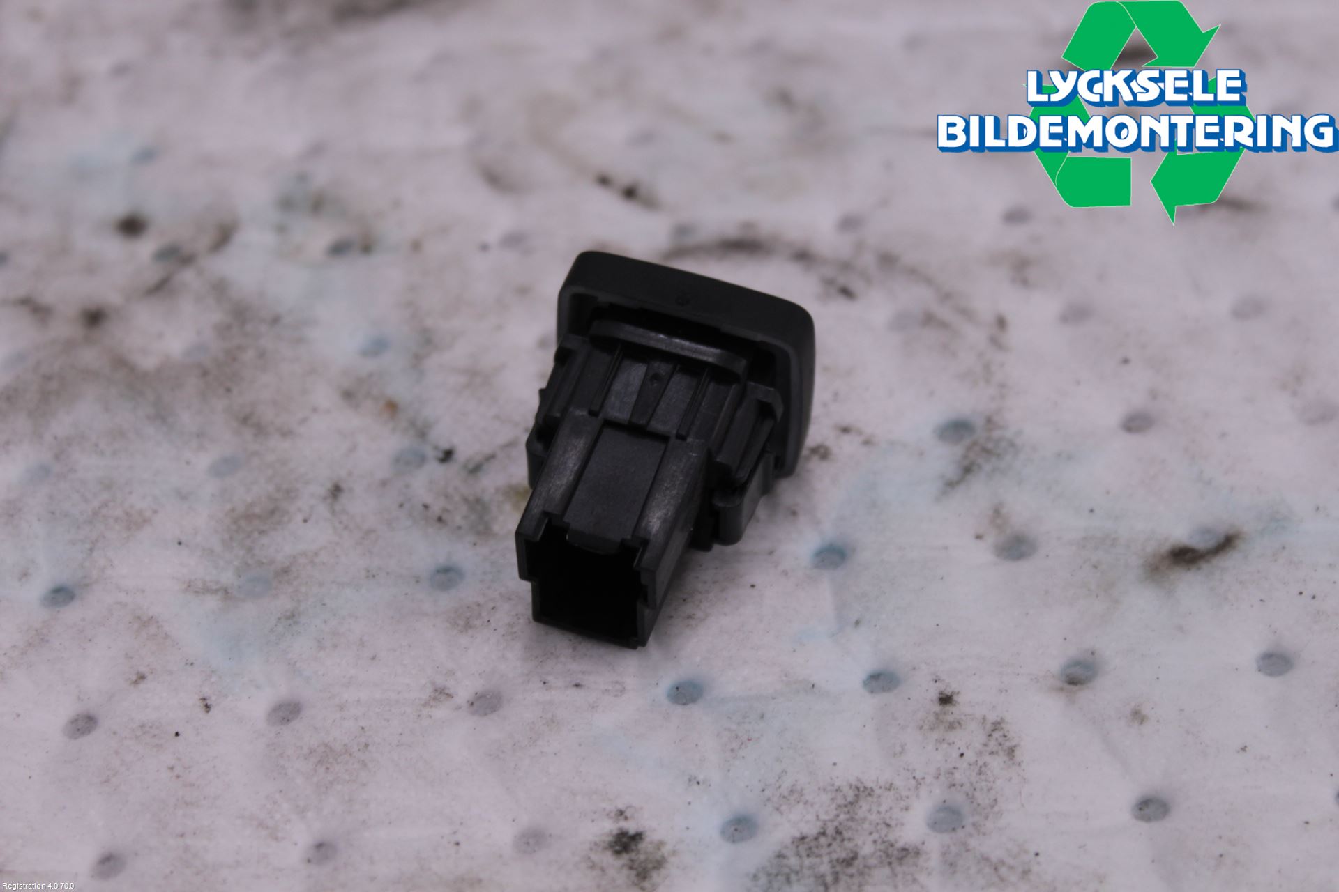 Ford MONDEO 15-22 Strömställare Baklucka