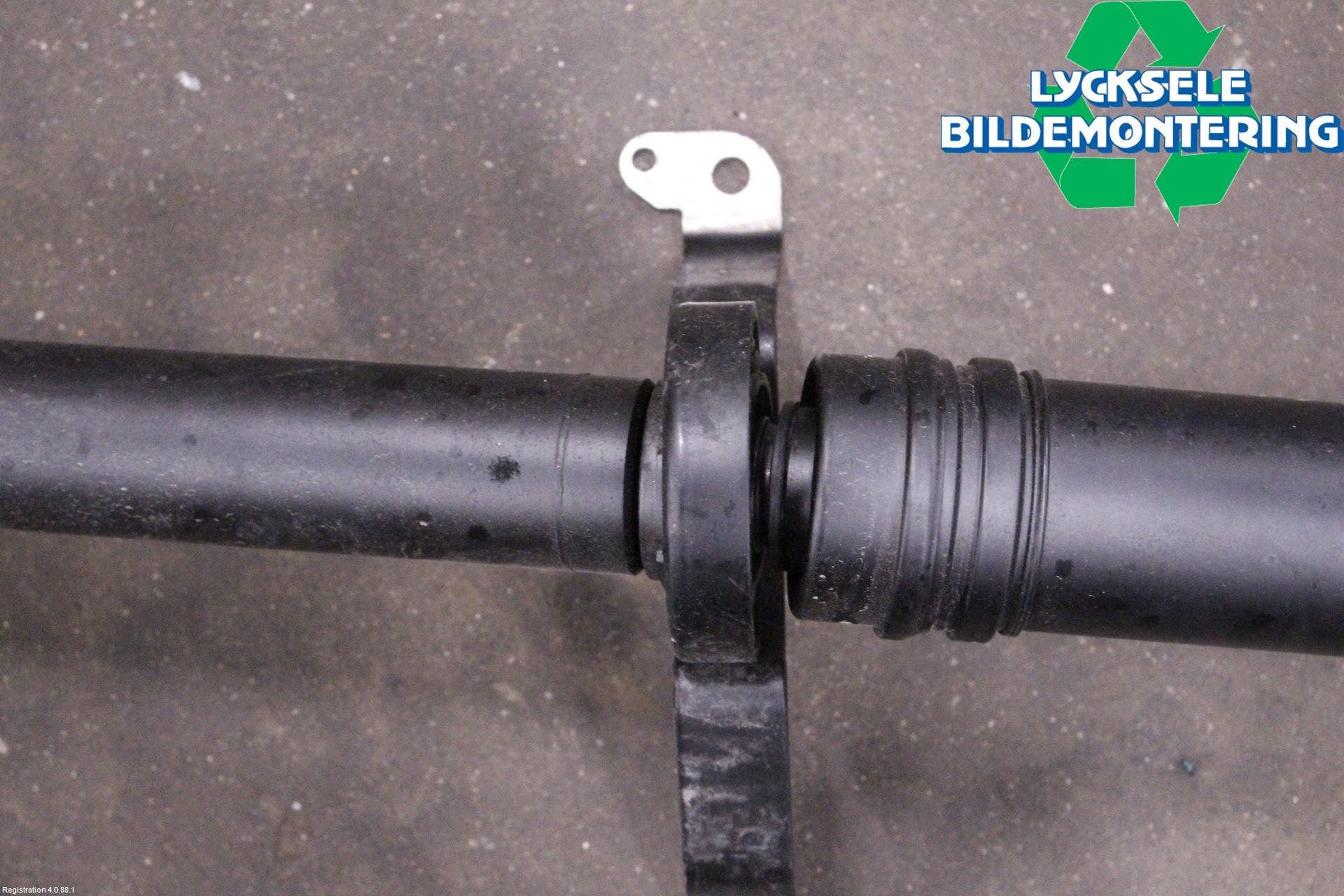 Audi A6 F2/C8 19- Mellanaxel Komp