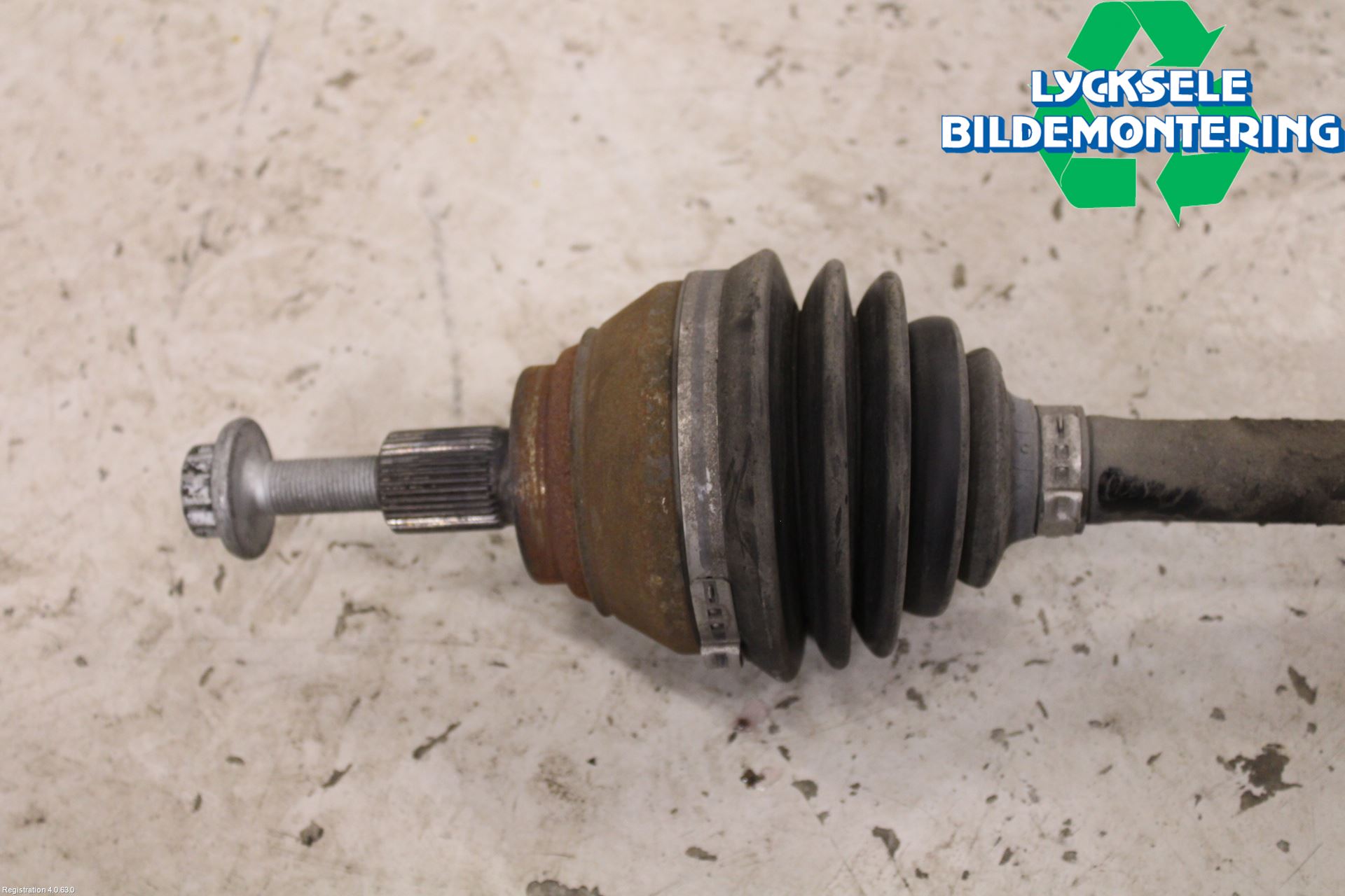Skoda KODIAQ 17-24 Drivaxel Fram Vänster