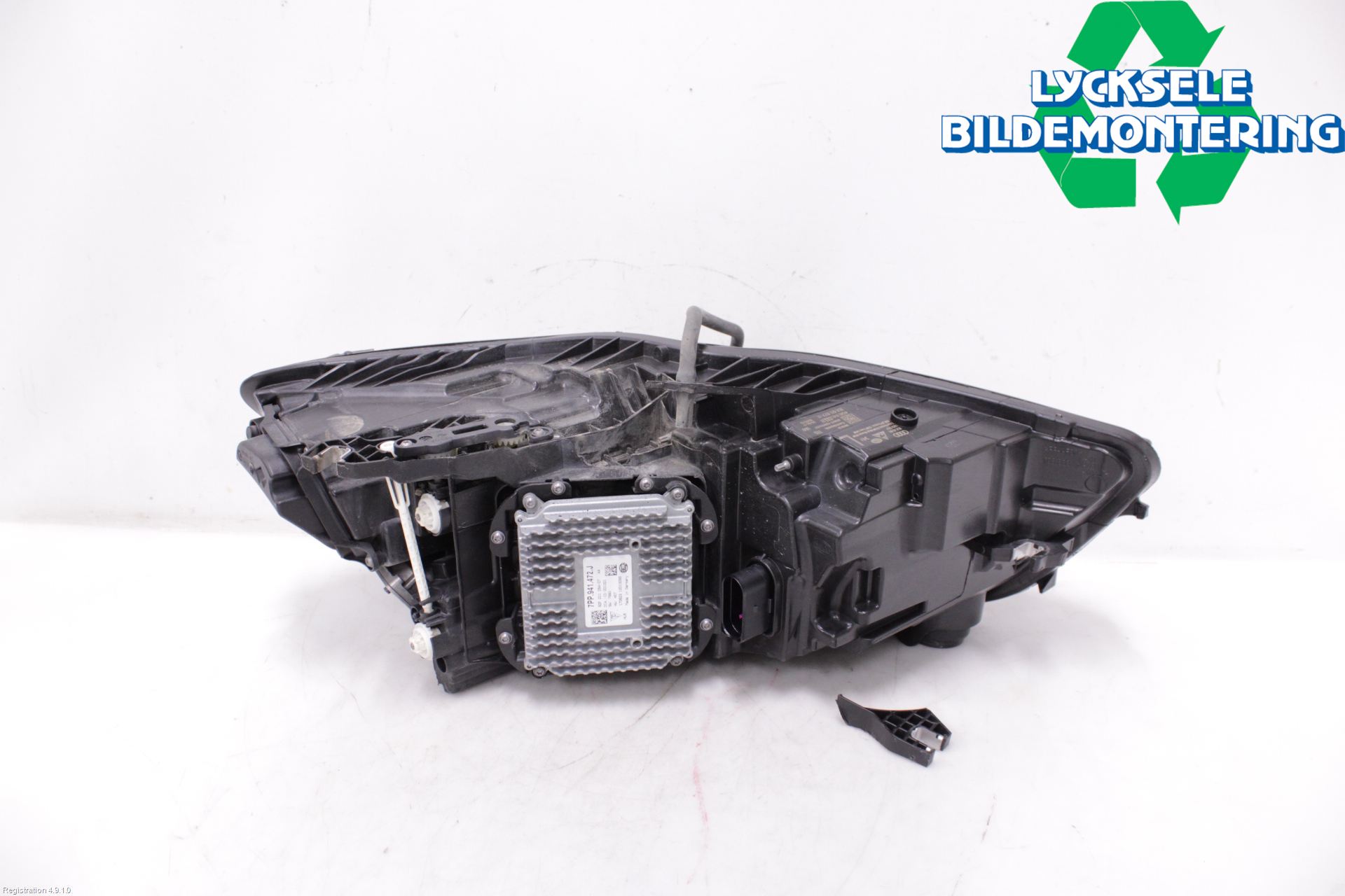 Audi A6 ALLROAD 12-18 Strålkastare Vänster