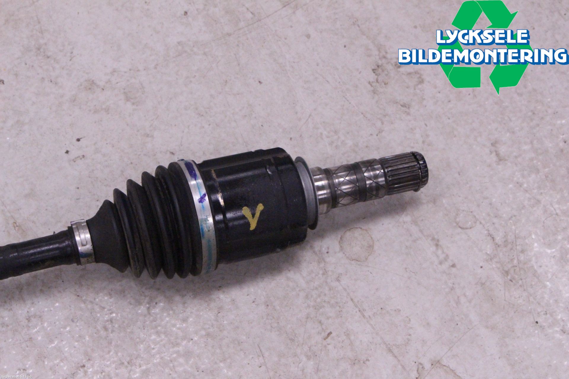 Subaru FORESTER SJ 13-18 Drivaxel Fram Vänster
