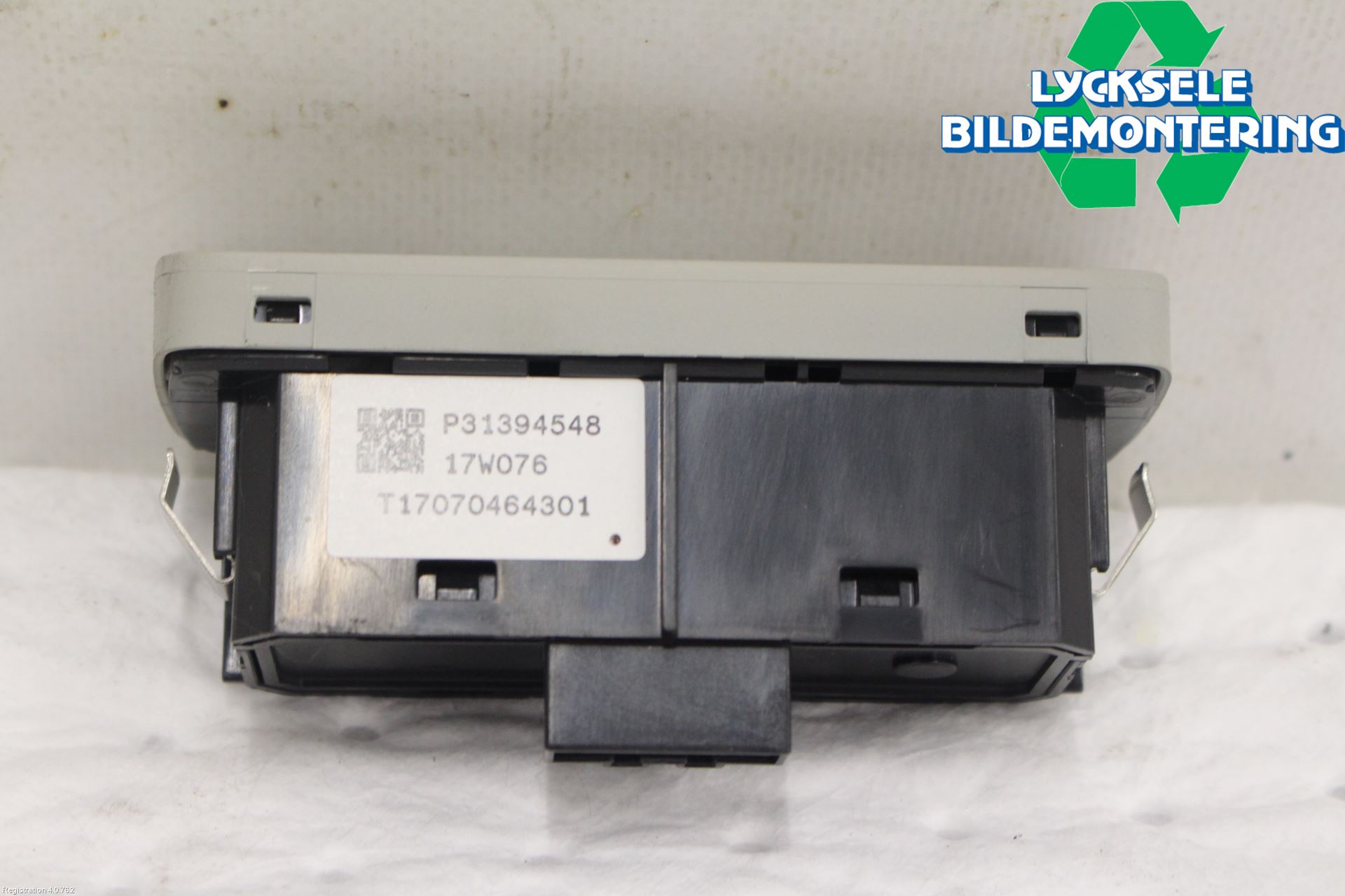 Volvo V90 17->> Strömställare Baklucka