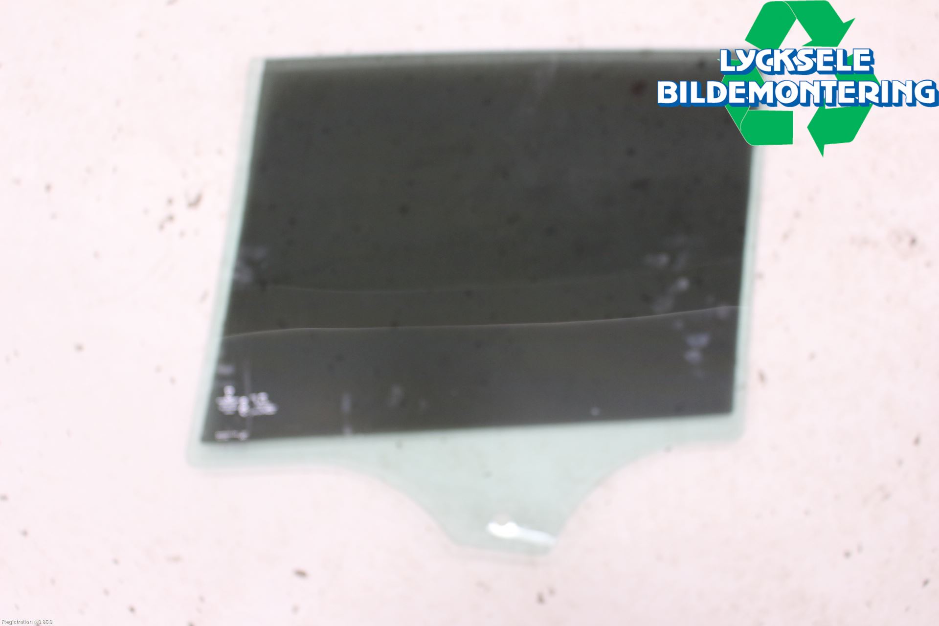 BMW 5 G30/G31/F90 17-23 Dörruta Bak Höger