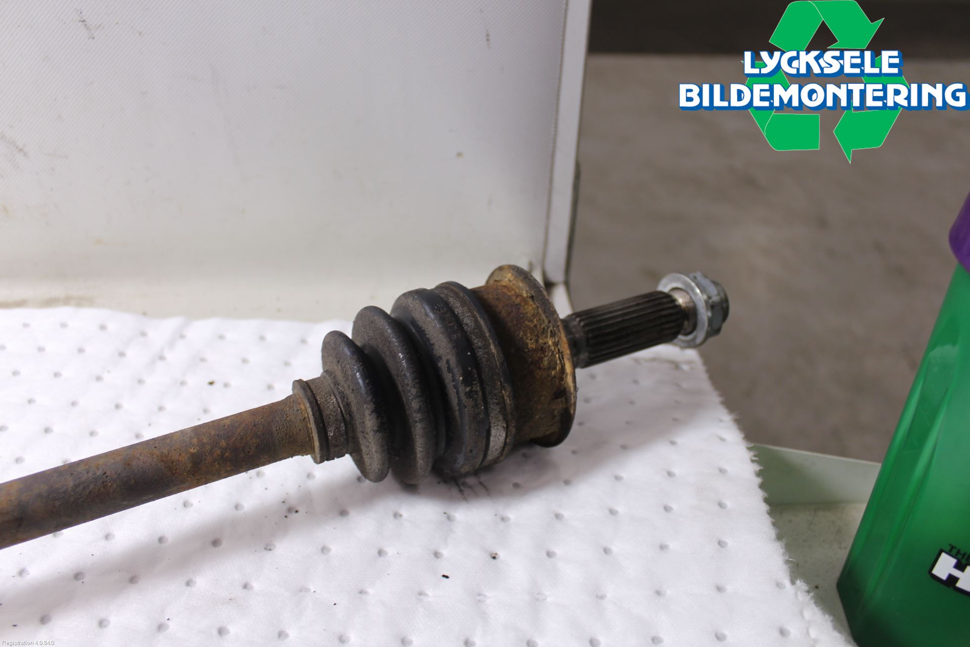 Subaru OUTBACK   07-09 Drivaxel Bak Höger