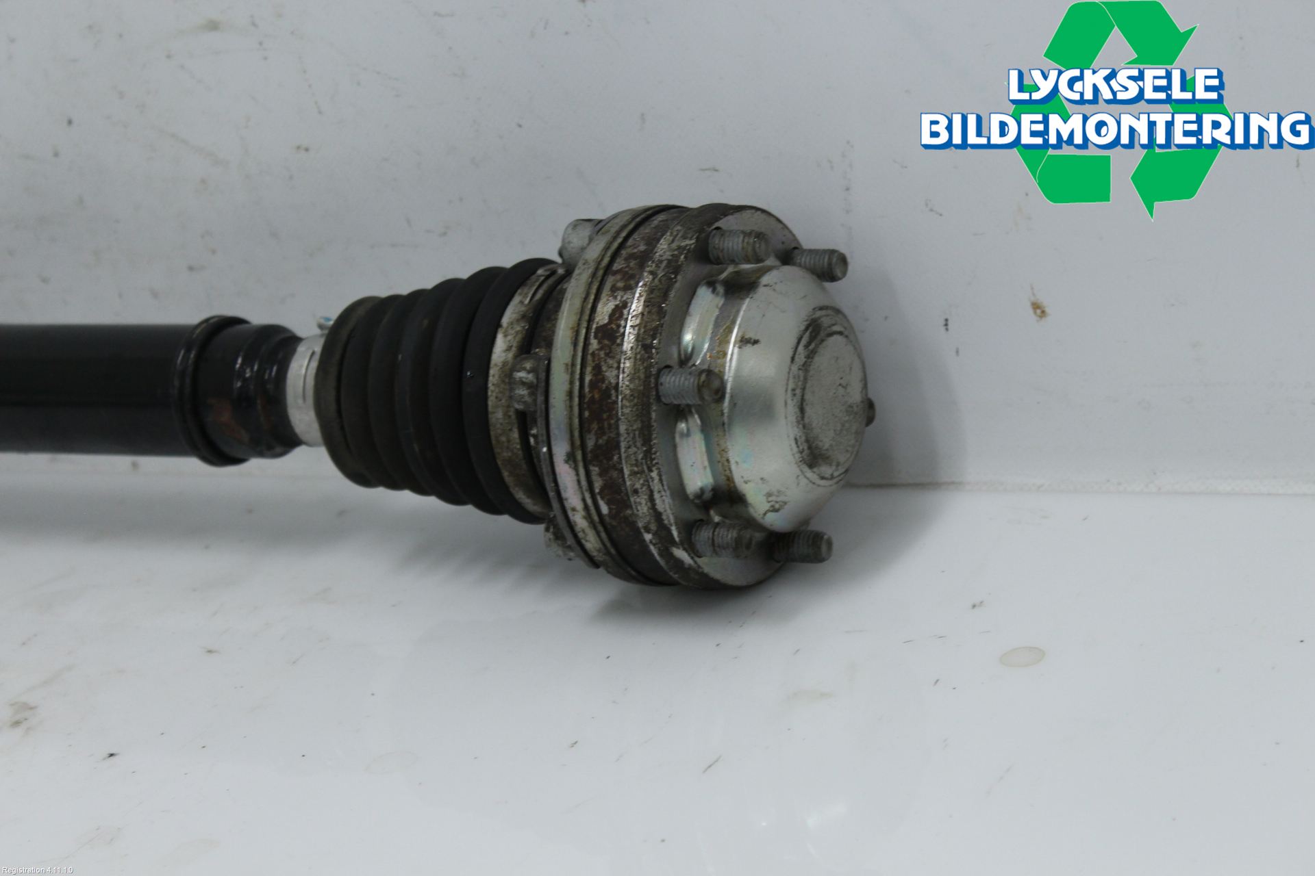 Volkswagen VW GOLF VI 09-13 Drivaxel Fram Höger