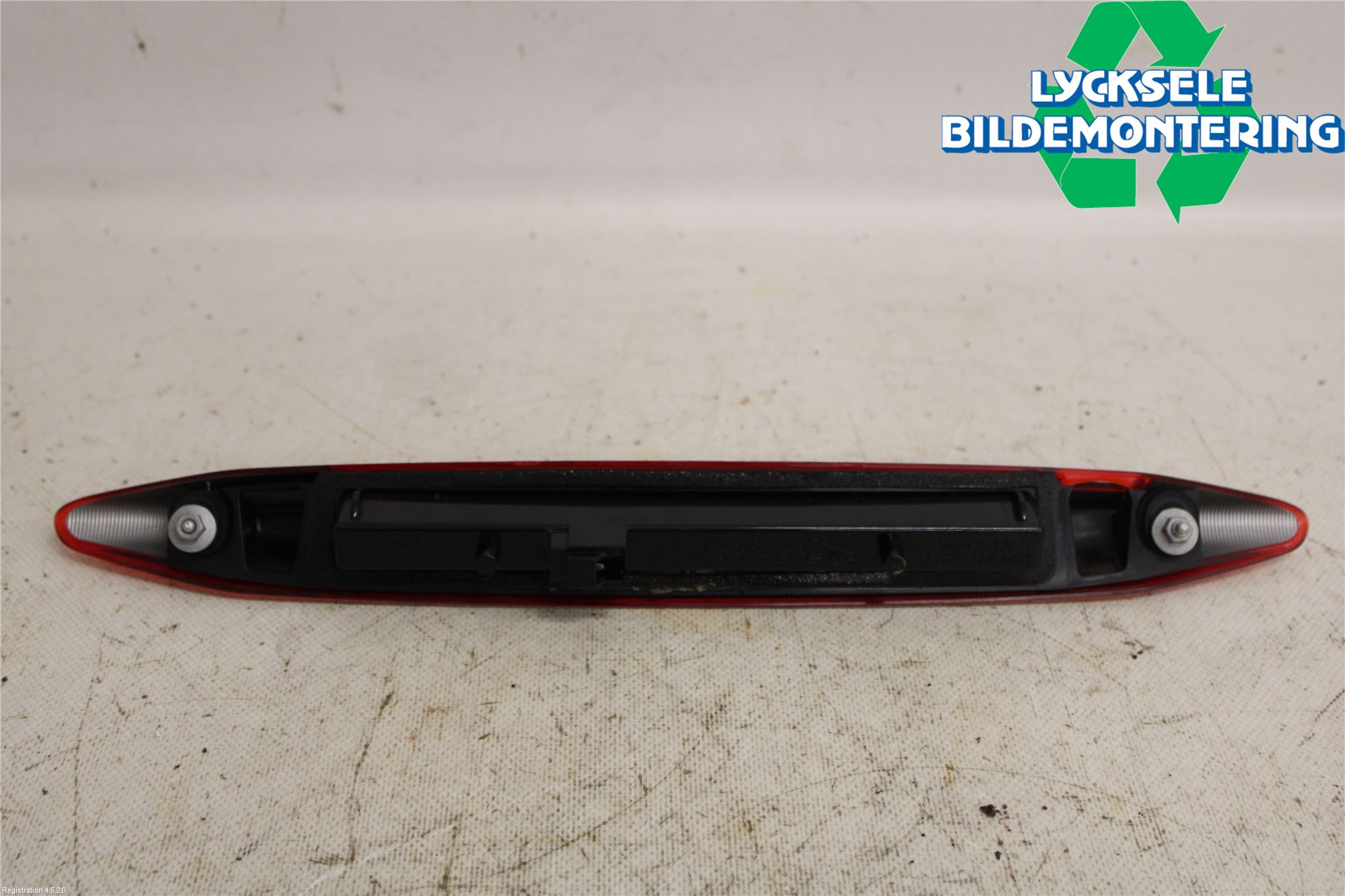 Subaru OUTBACK 10-15 Bromsljus Bakruta