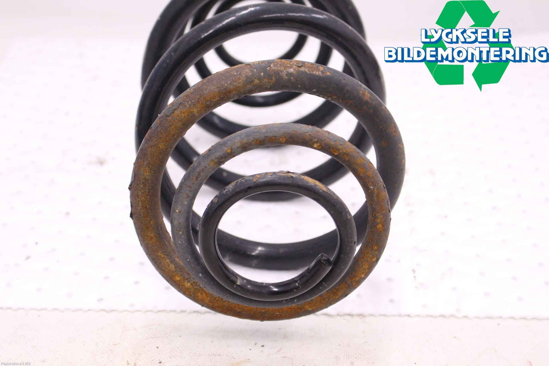 Opel VIVARO 15-19 Fjäder Bak